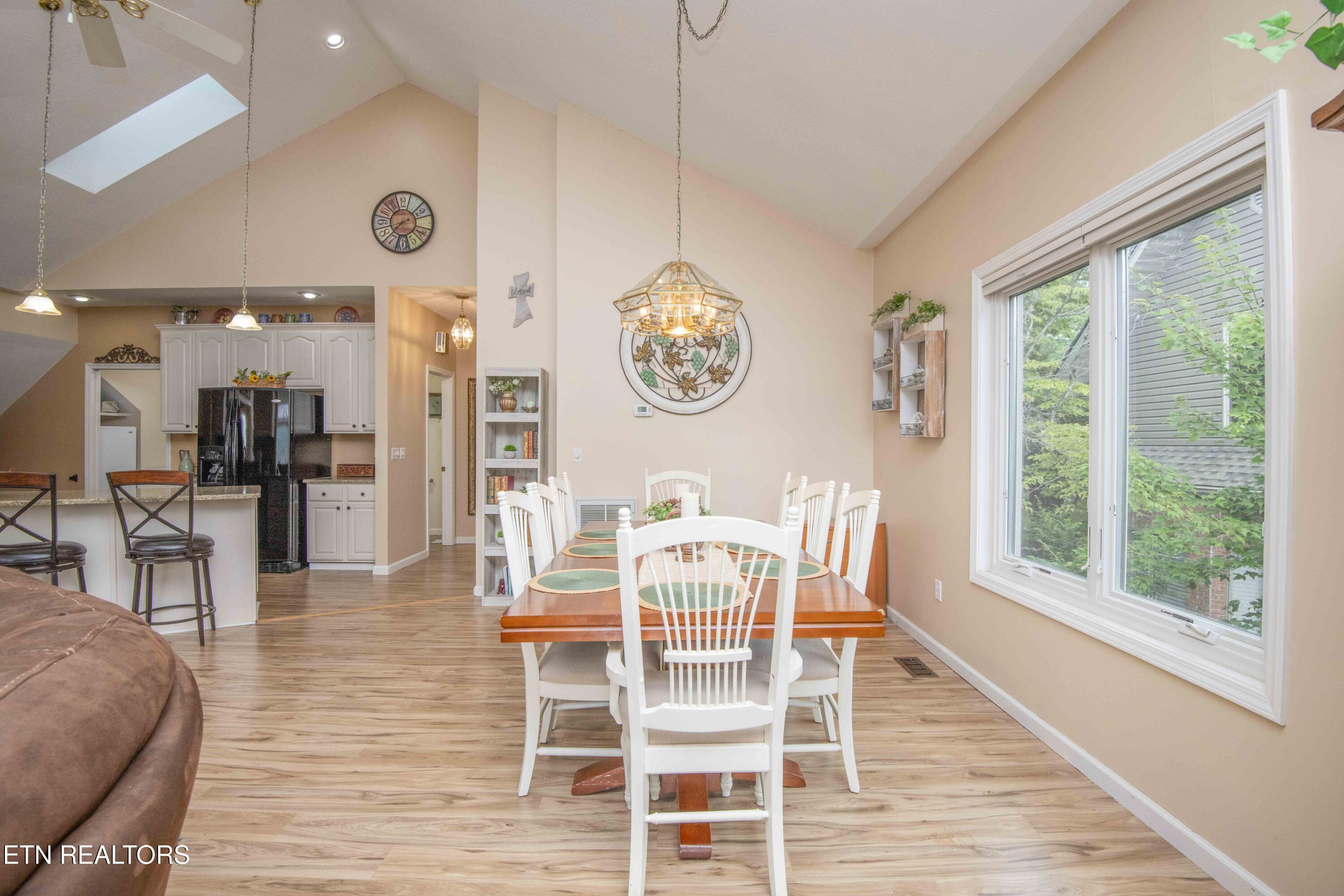 127 Kiowa Way, Loudon, TN - Fort Loudoun and Tellico Lake Real Estate - Image# 17
