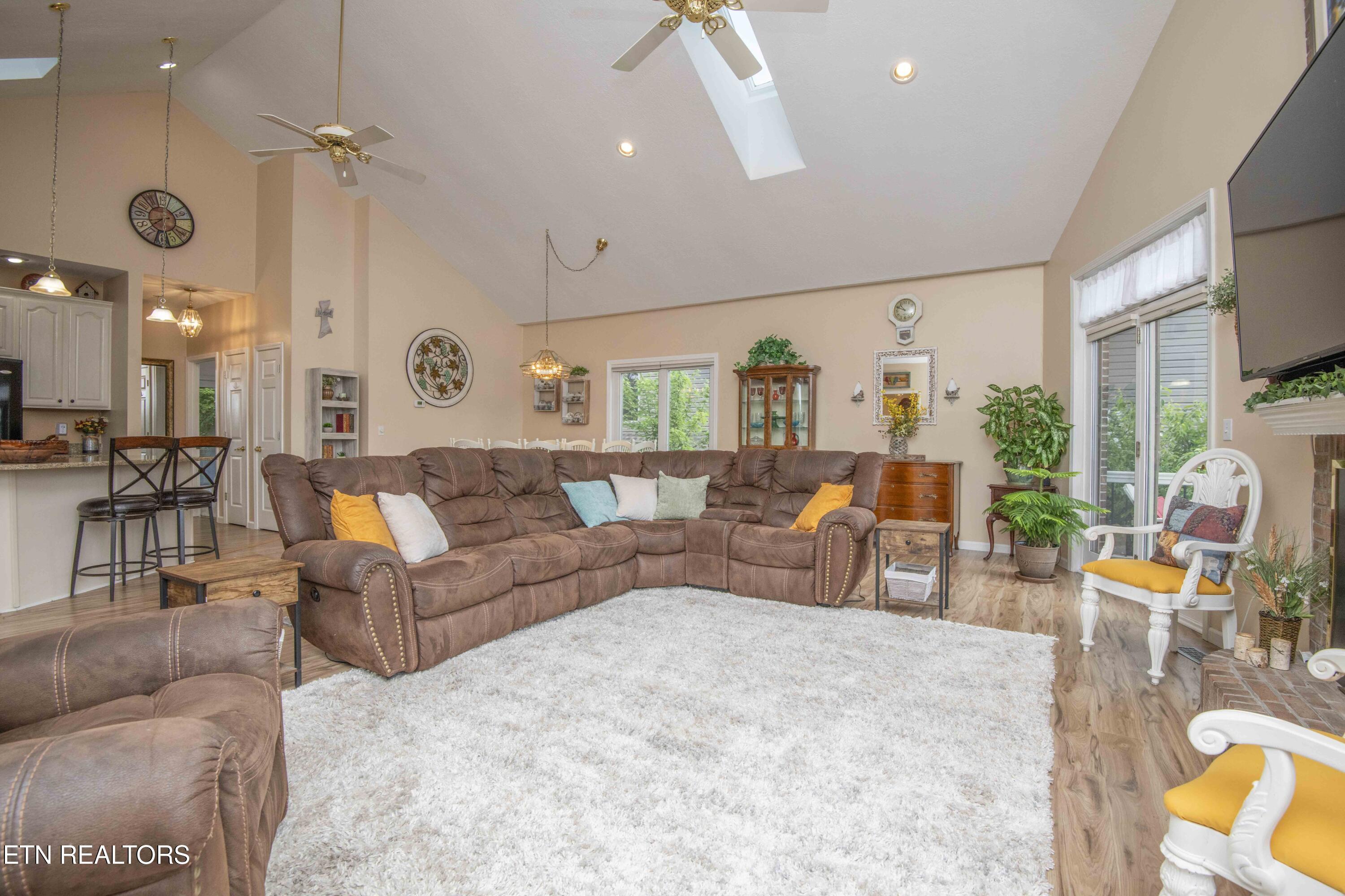 127 Kiowa Way, Loudon, TN - Fort Loudoun and Tellico Lake Real Estate - Image# 16
