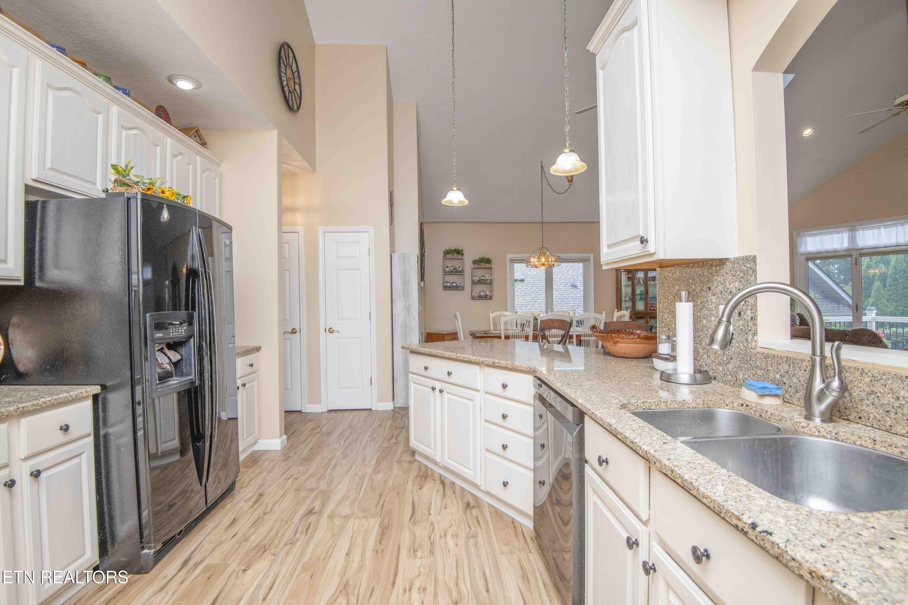 127 Kiowa Way, Loudon, TN - Fort Loudoun and Tellico Lake Real Estate - Image# 21