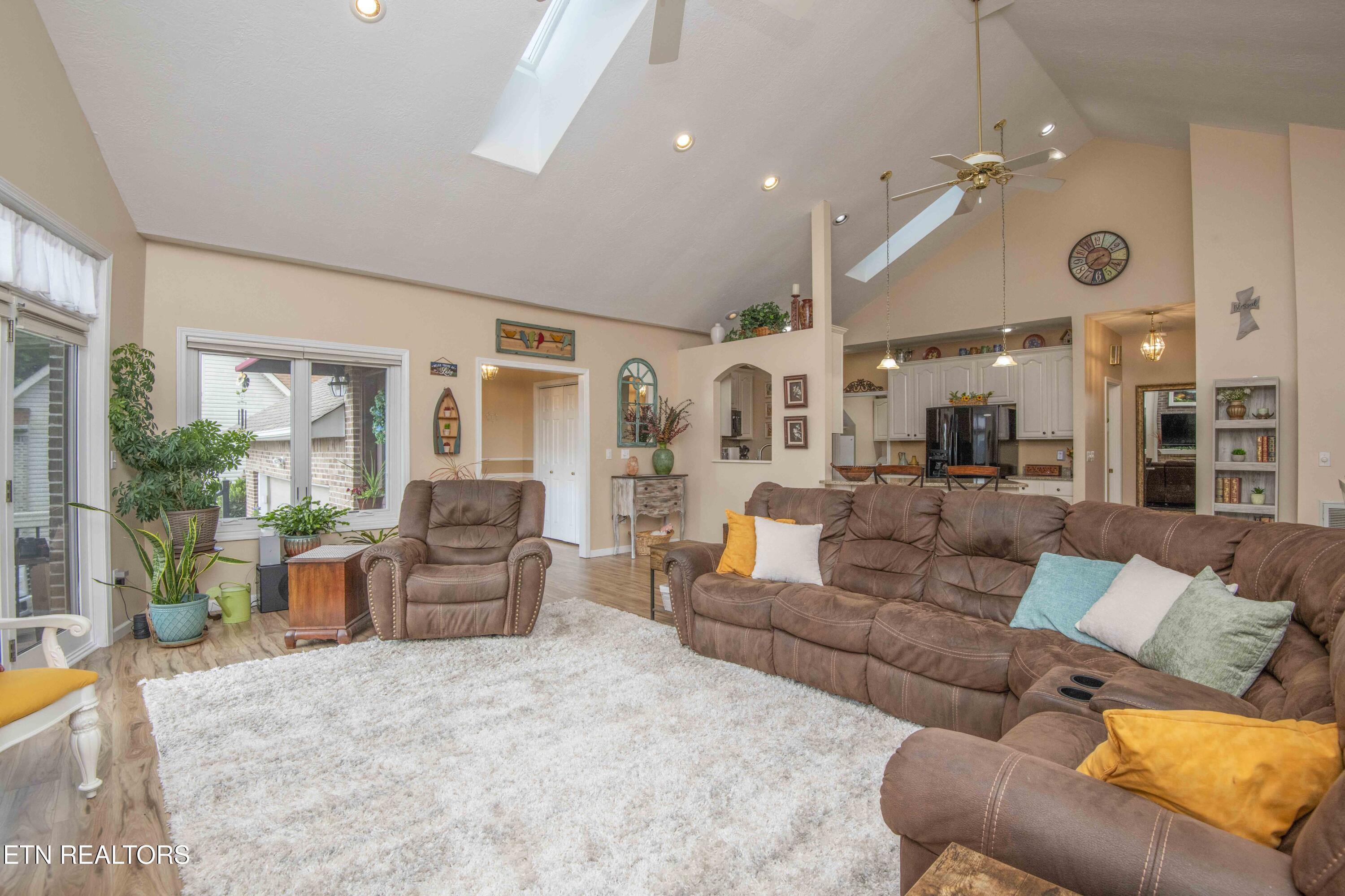 127 Kiowa Way, Loudon, TN - Fort Loudoun and Tellico Lake Real Estate - Image# 12