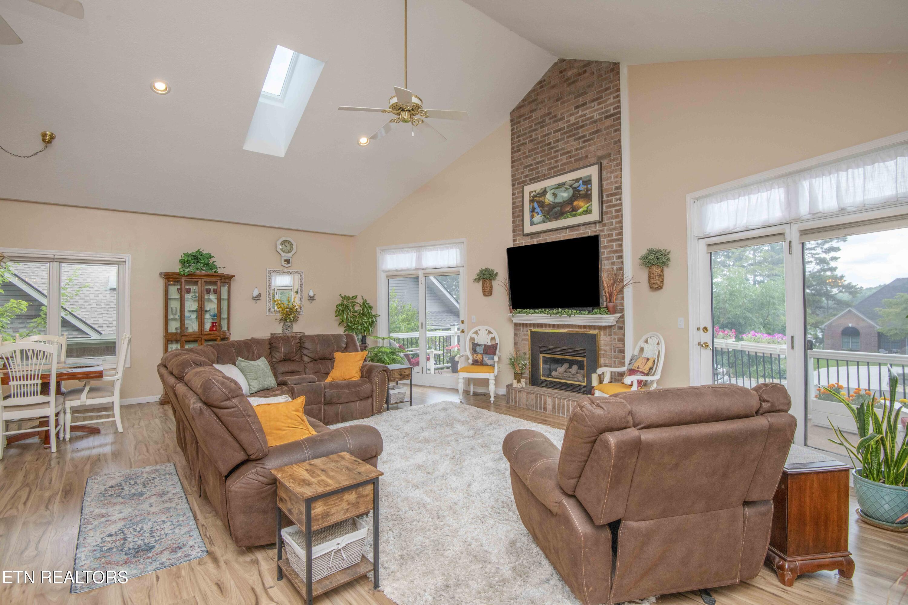 127 Kiowa Way, Loudon, TN - Fort Loudoun and Tellico Lake Real Estate - Image# 11