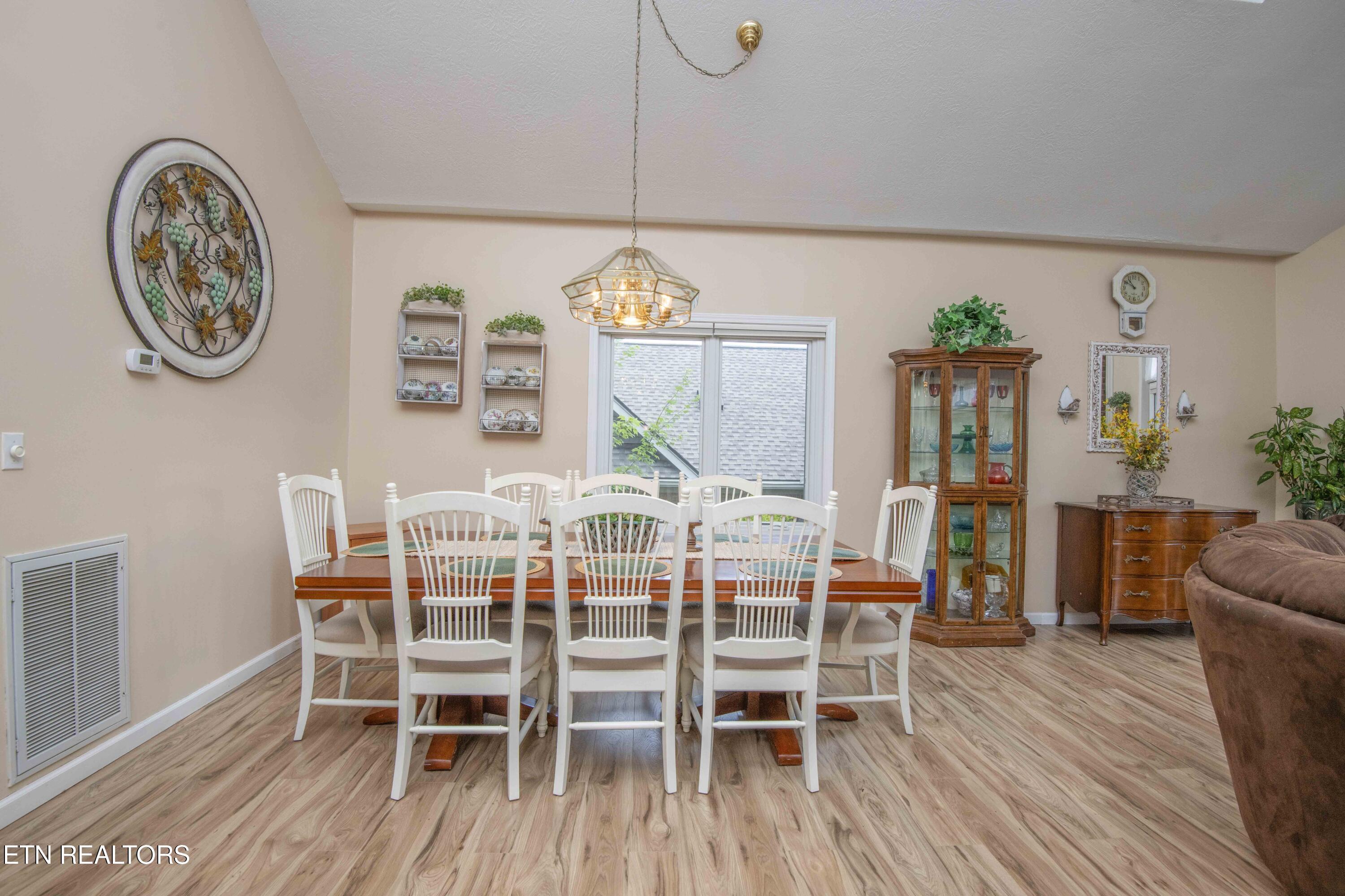 127 Kiowa Way, Loudon, TN - Fort Loudoun and Tellico Lake Real Estate - Image# 18