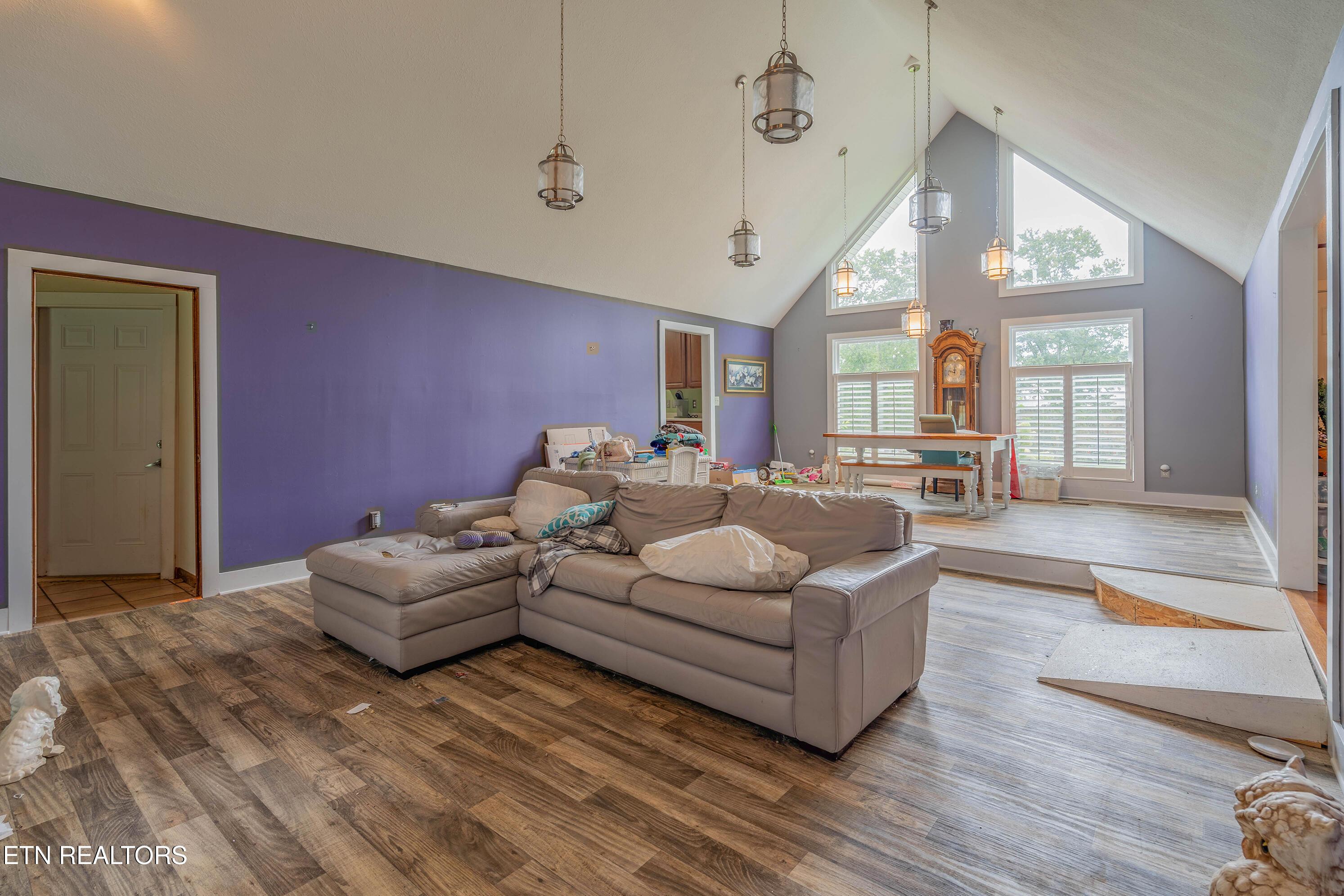 951 Foster Drive, Lenoir City, TN - Fort Loudoun and Tellico Lake Real Estate - Image# 3
