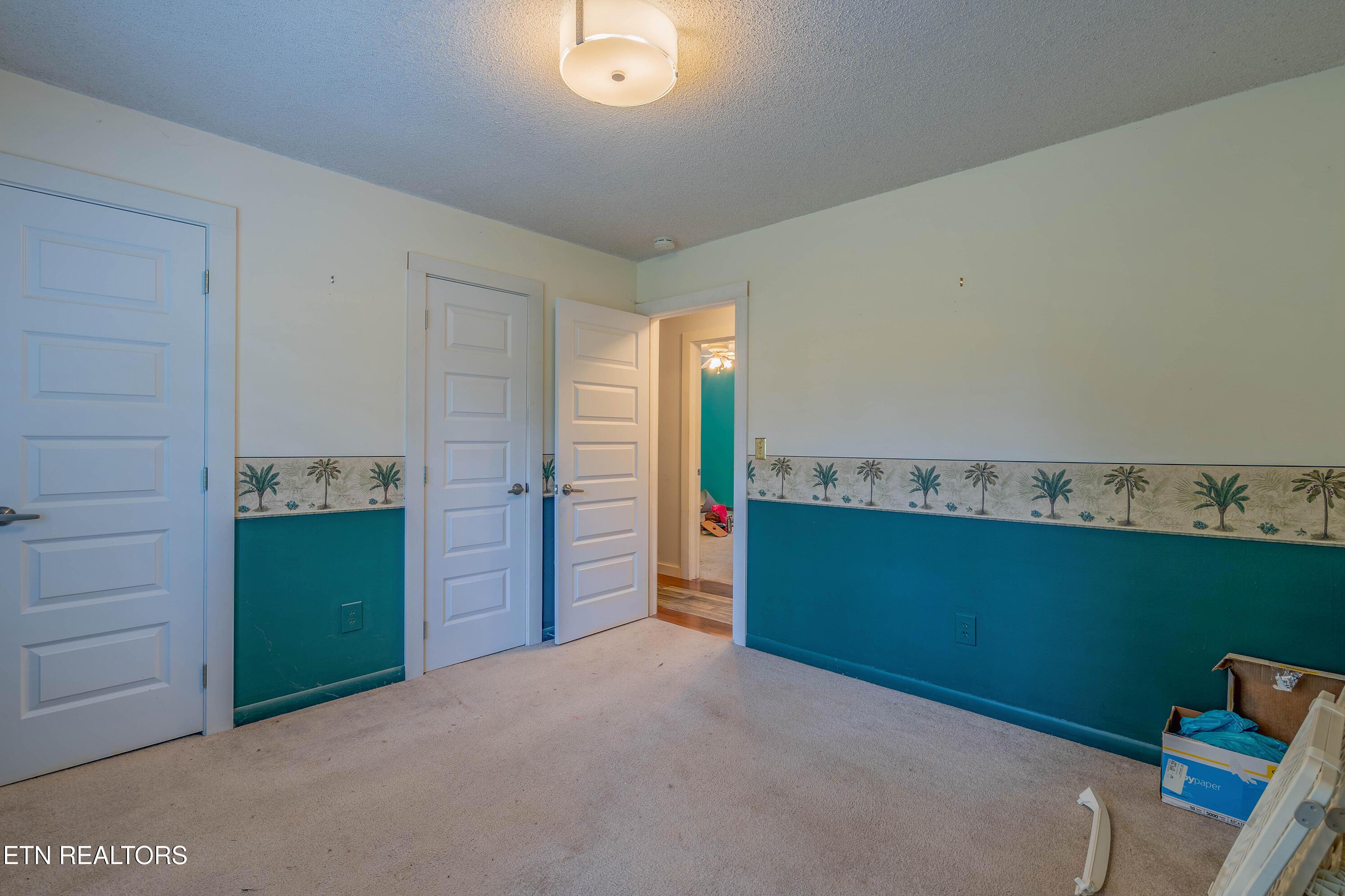 951 Foster Drive, Lenoir City, TN - Fort Loudoun and Tellico Lake Real Estate - Image# 9