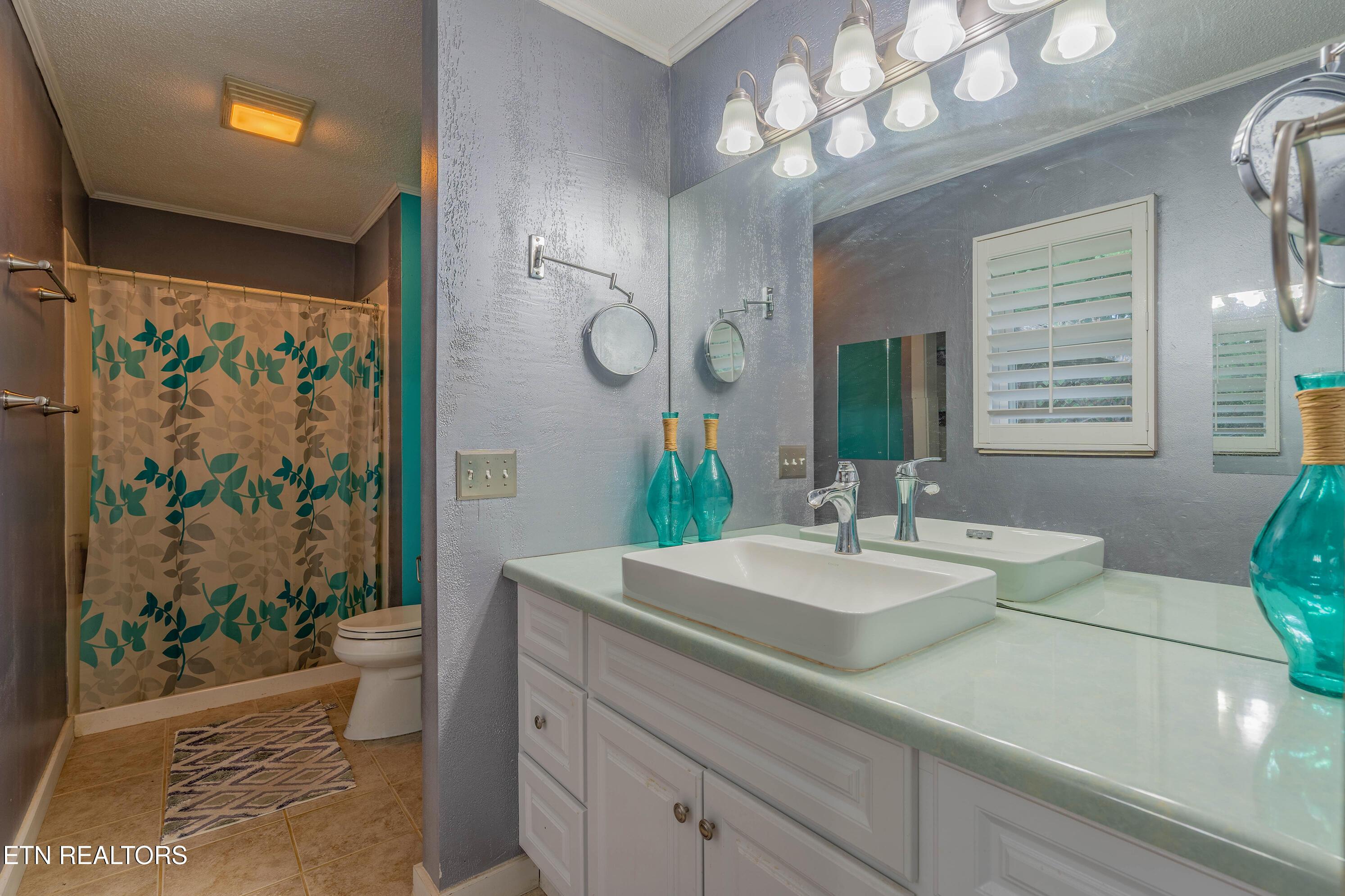 951 Foster Drive, Lenoir City, TN - Fort Loudoun and Tellico Lake Real Estate - Image# 16