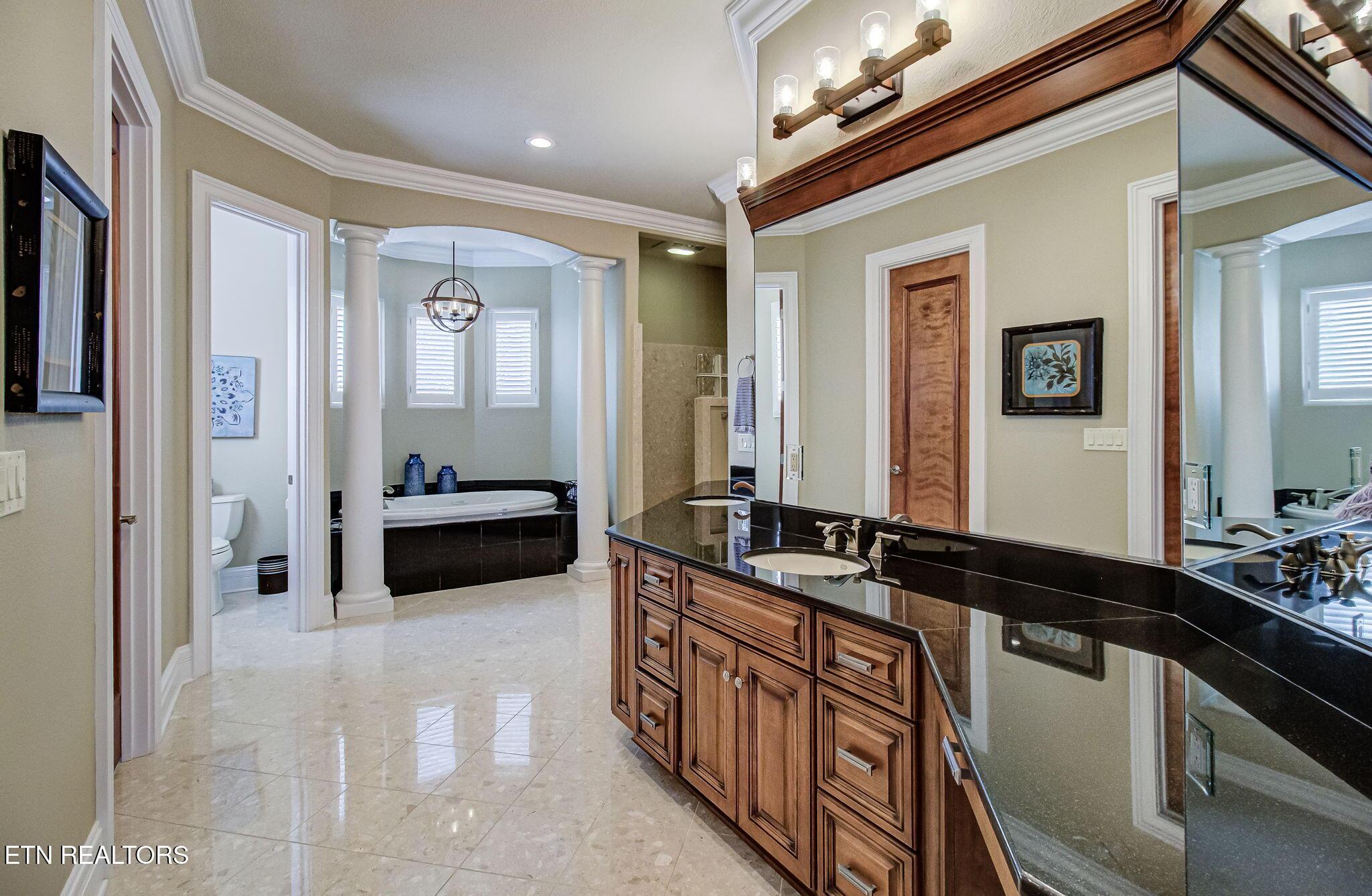 136 Hiwonihi Tr, Vonore, TN - Fort Loudoun and Tellico Lake Real Estate - Image# 22