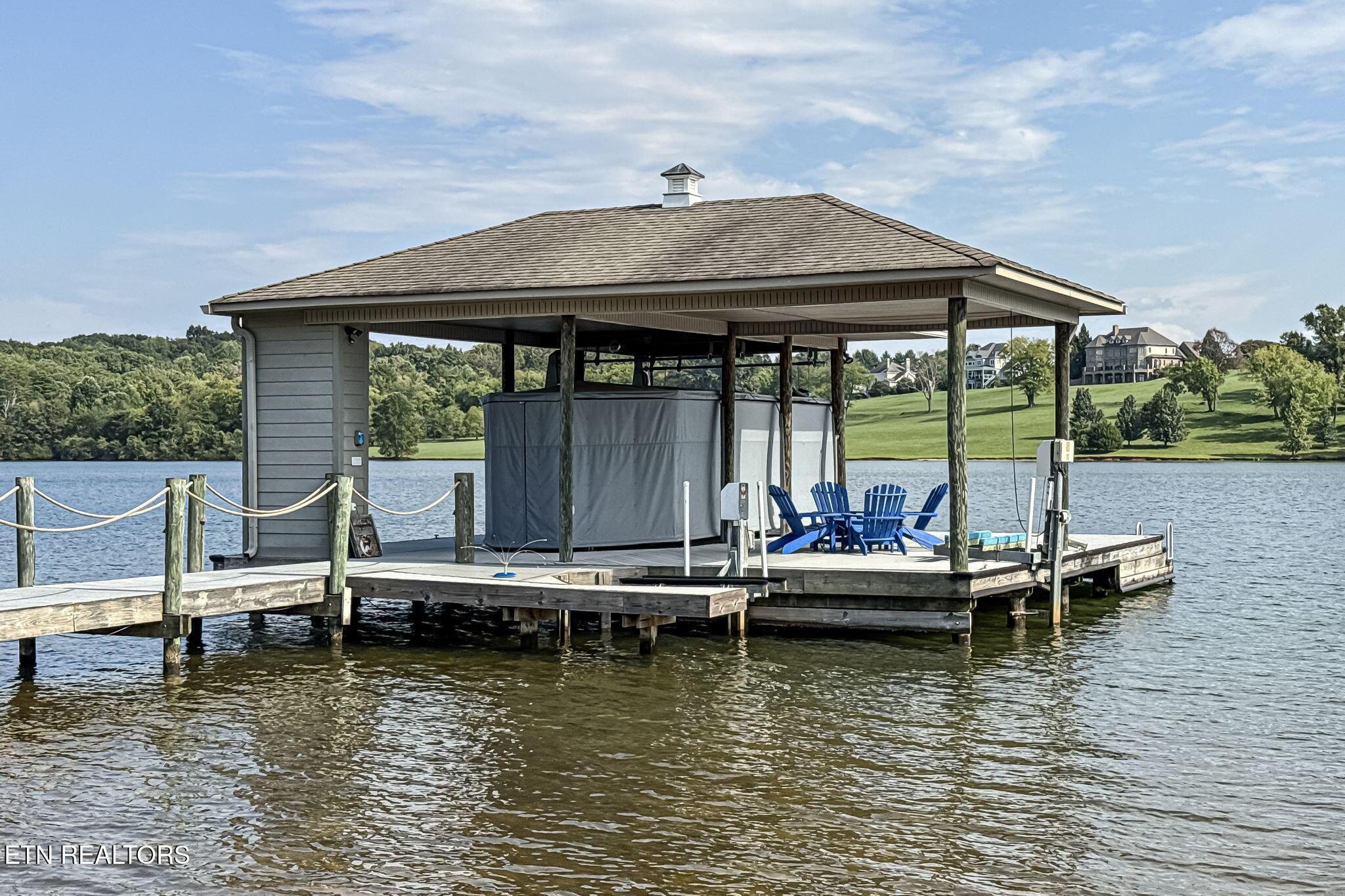 136 Hiwonihi Tr, Vonore, TN - Fort Loudoun and Tellico Lake Real Estate - Image# 5