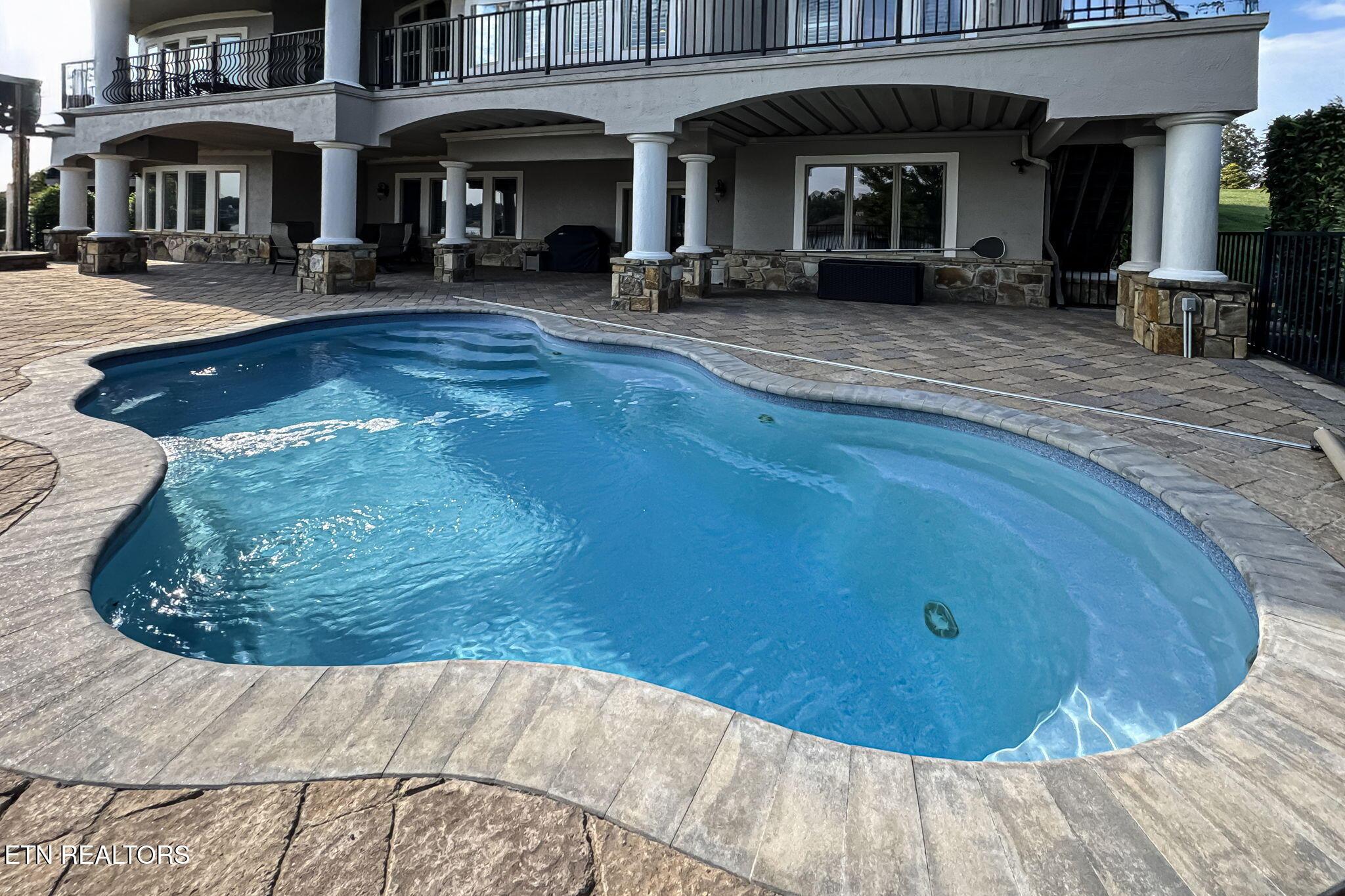 136 Hiwonihi Tr, Vonore, TN - Fort Loudoun and Tellico Lake Real Estate - Image# 46