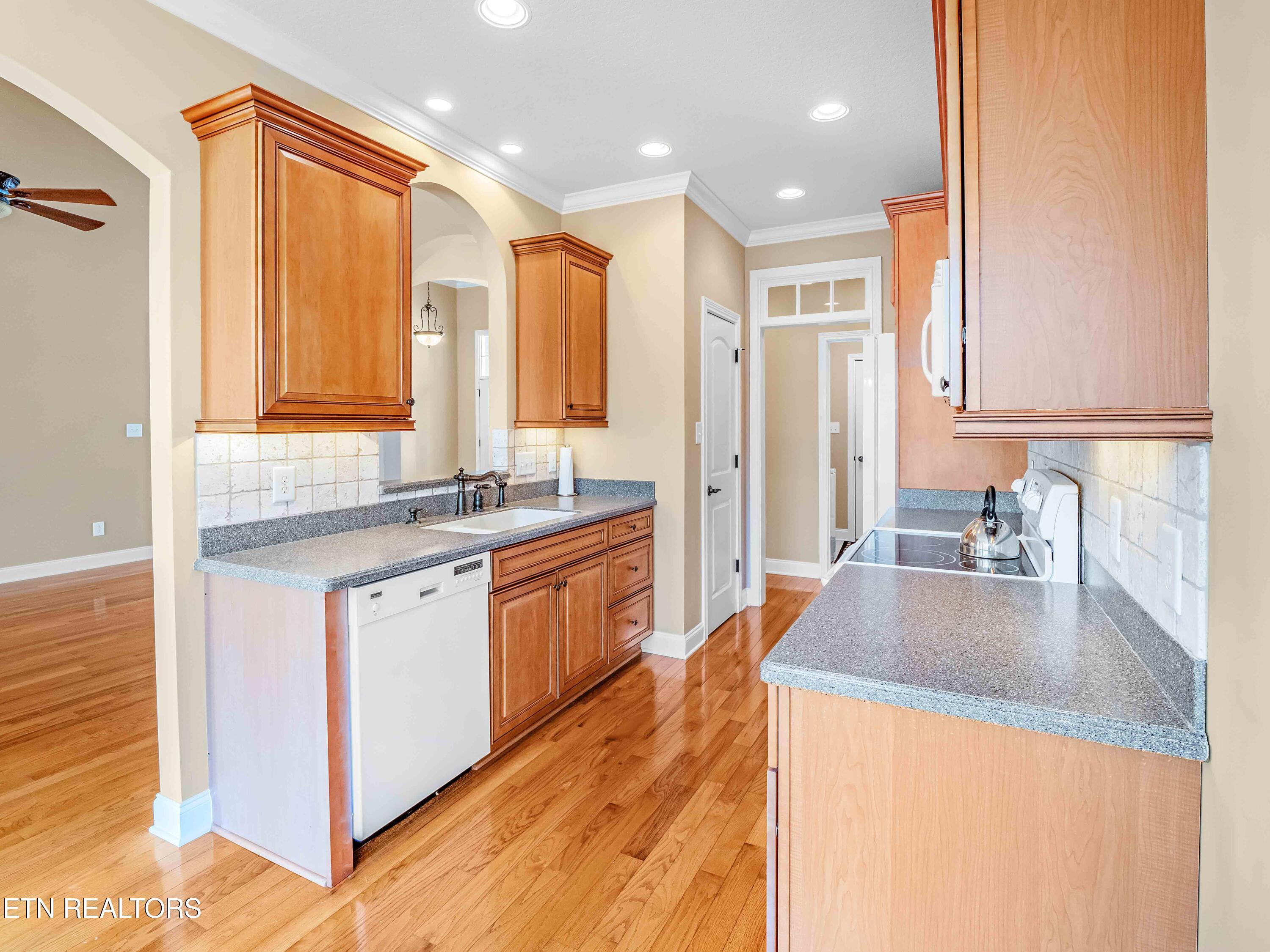 110 Yona Way, Loudon, TN - Fort Loudoun and Tellico Lake Real Estate - Image# 10