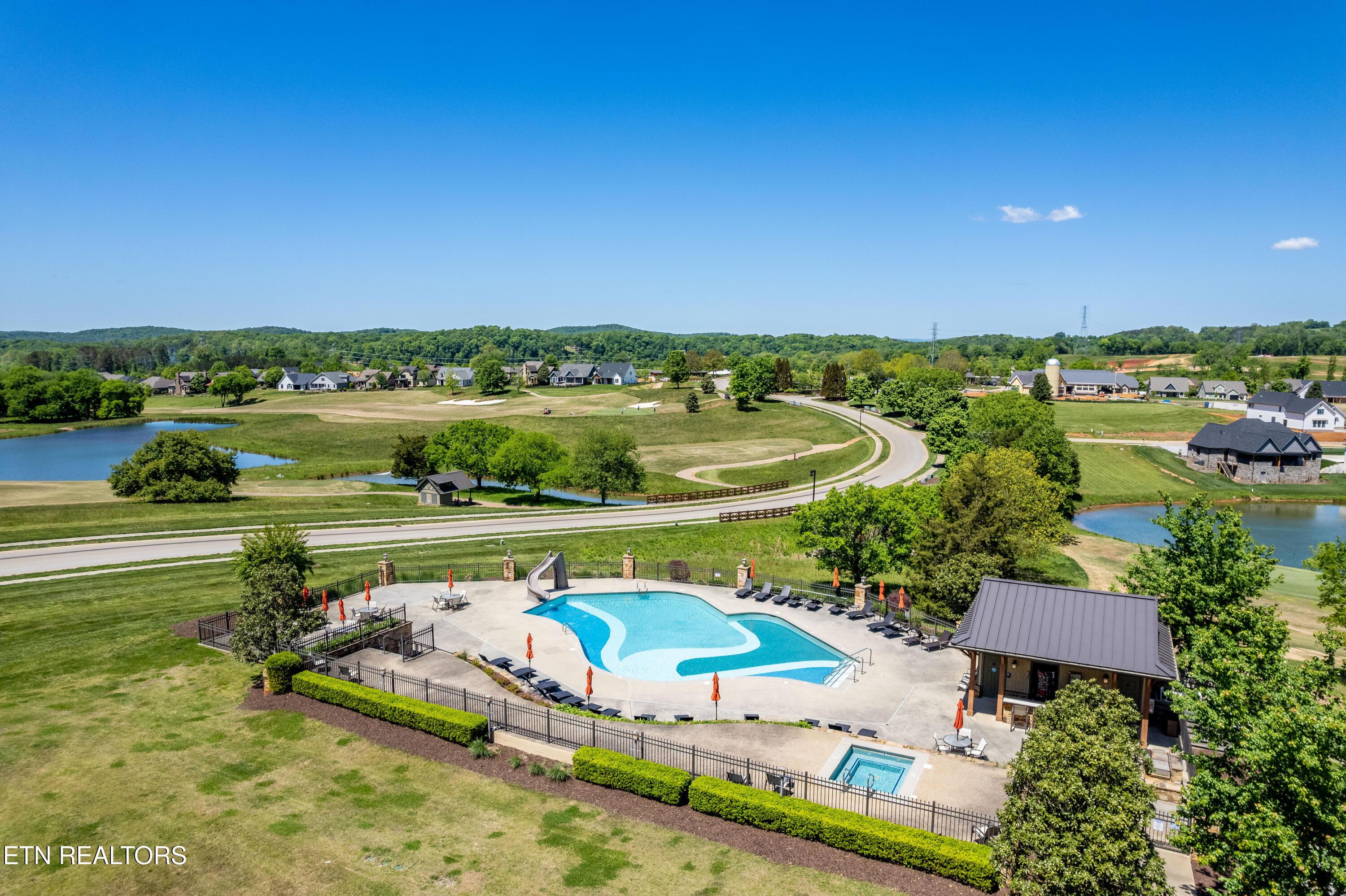 2501 Old Dogwood Tr, Loudon, TN - Fort Loudoun and Tellico Lake Real Estate - Image# 22