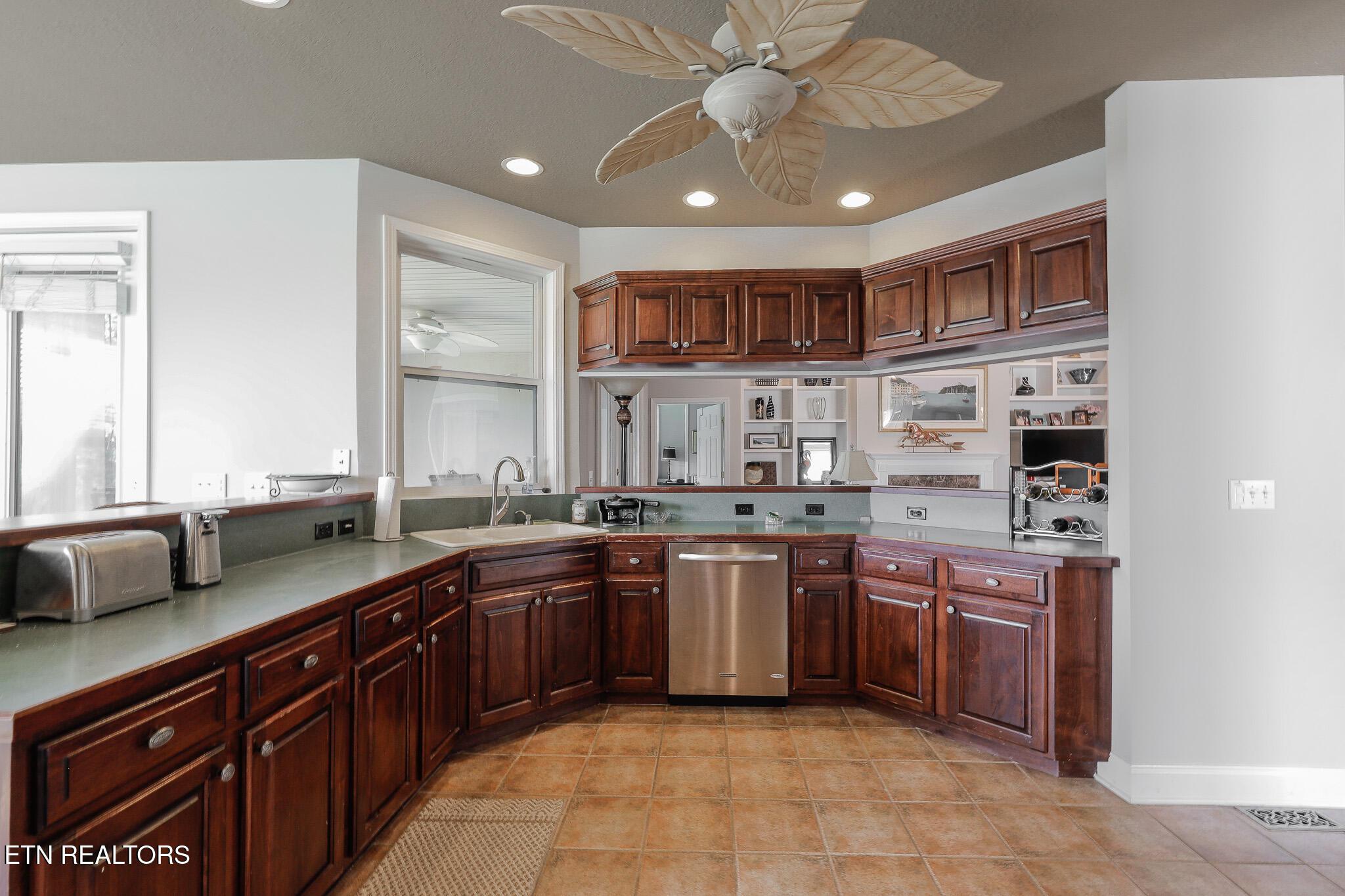 129 Heron Court, Vonore, TN - Fort Loudoun and Tellico Lake Real Estate - Image# 12