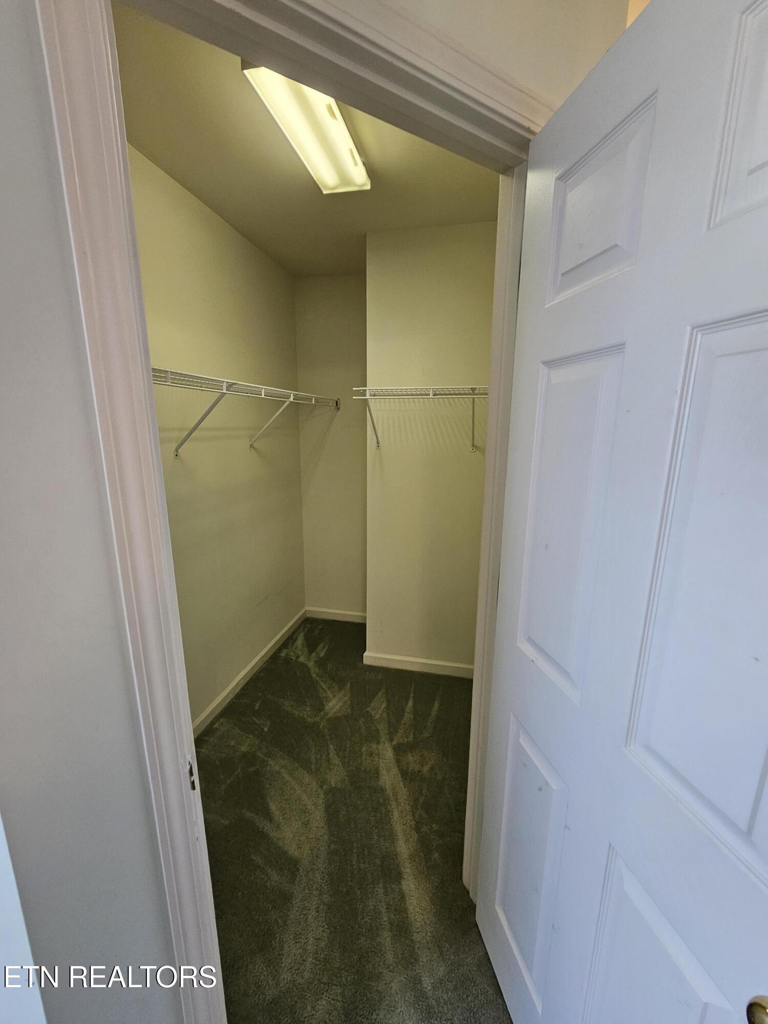 208 Kiowa Point, Loudon, TN - Fort Loudoun and Tellico Lake Real Estate - Image# 11