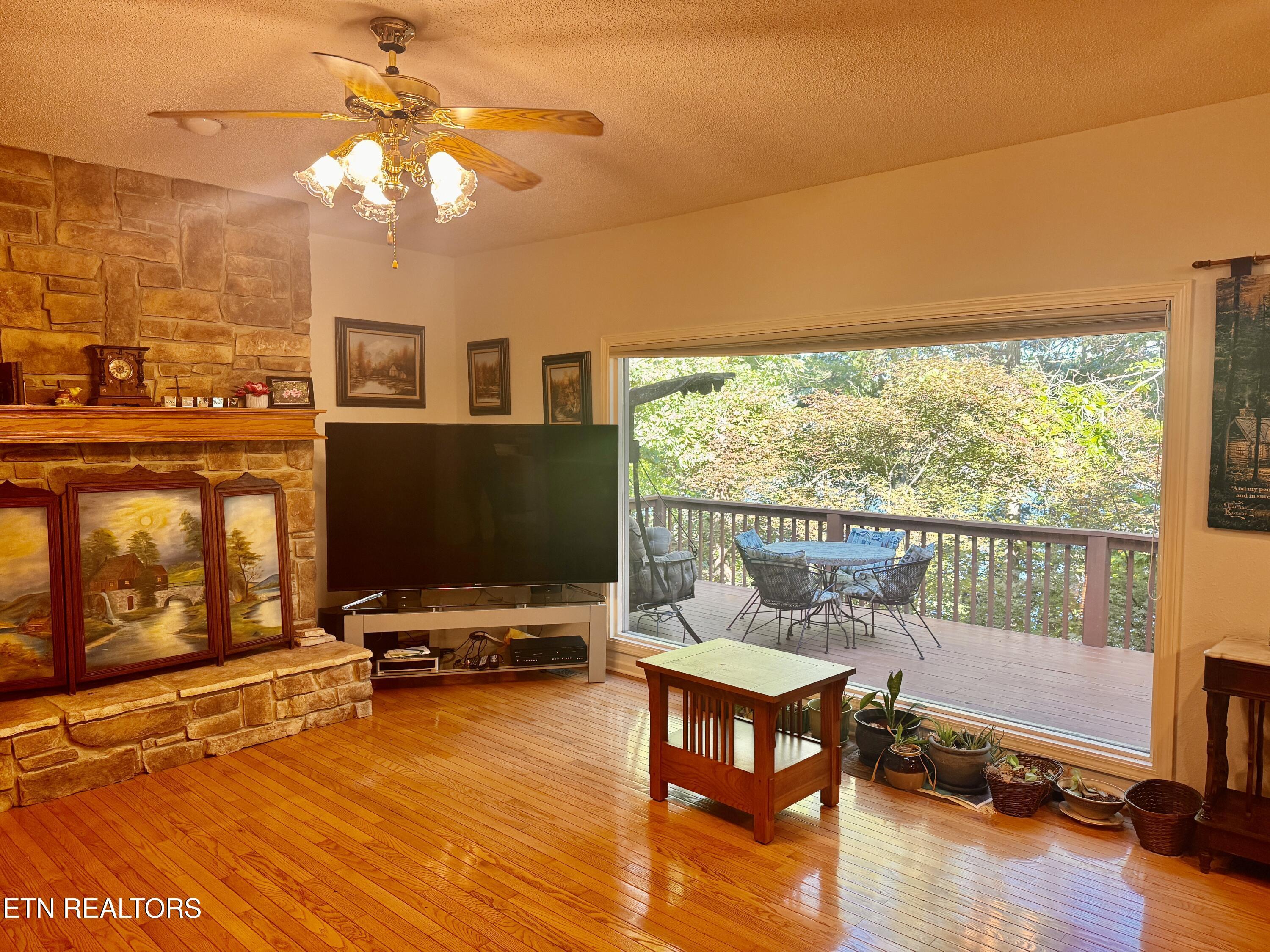207 Chickasaw Lane, Loudon, TN - Fort Loudoun and Tellico Lake Real Estate - Image# 30