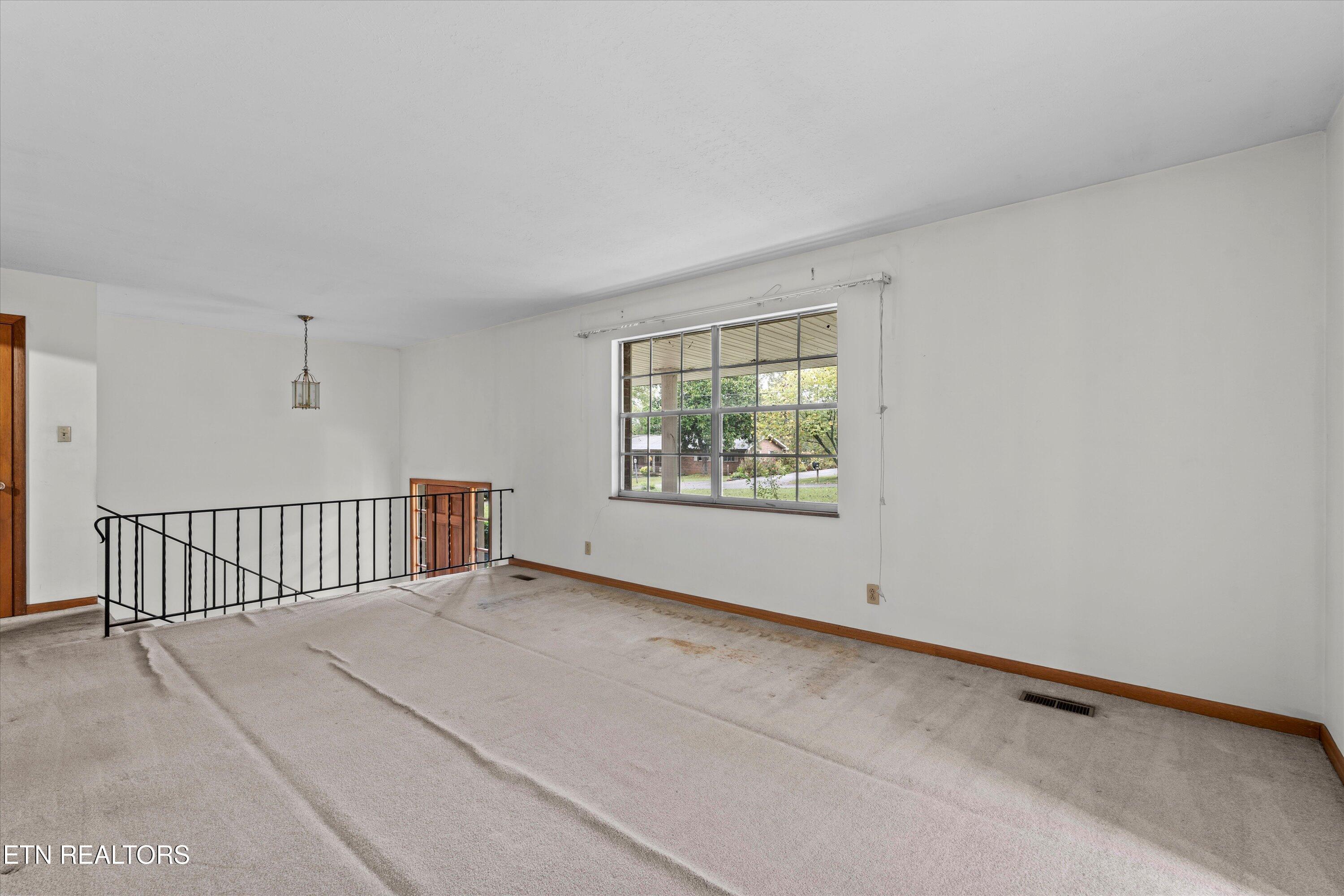 3533 Raines Lane, Knoxville, TN - Fort Loudoun and Tellico Lake Real Estate - Image# 8