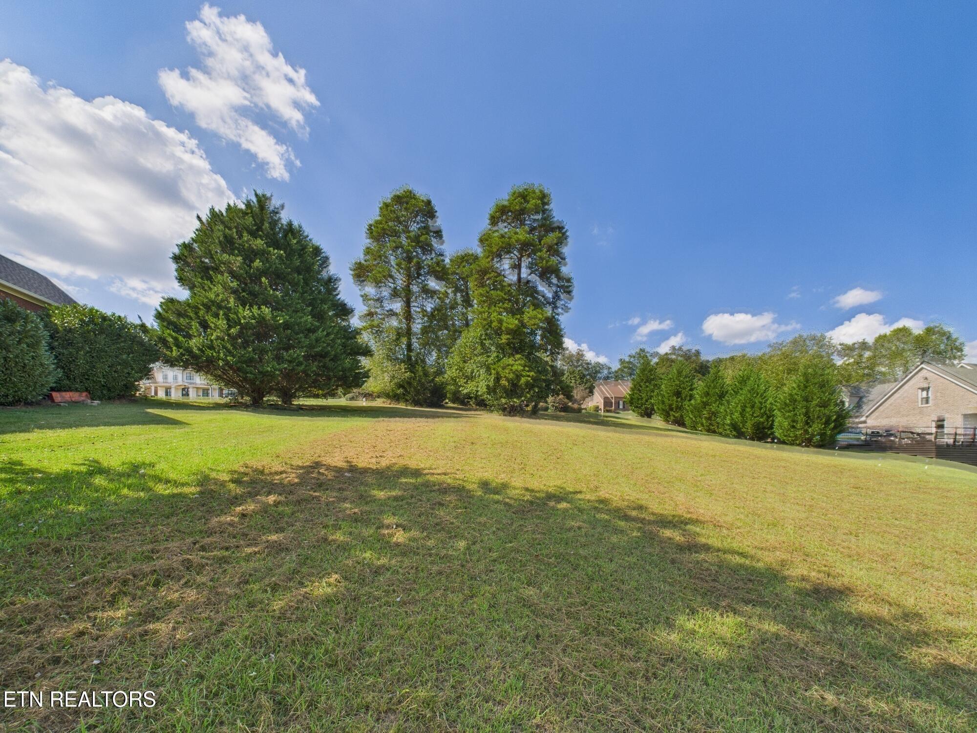 275 Conkinnon Drive, Lenoir City, TN - Fort Loudoun and Tellico Lake Real Estate - Image# 3