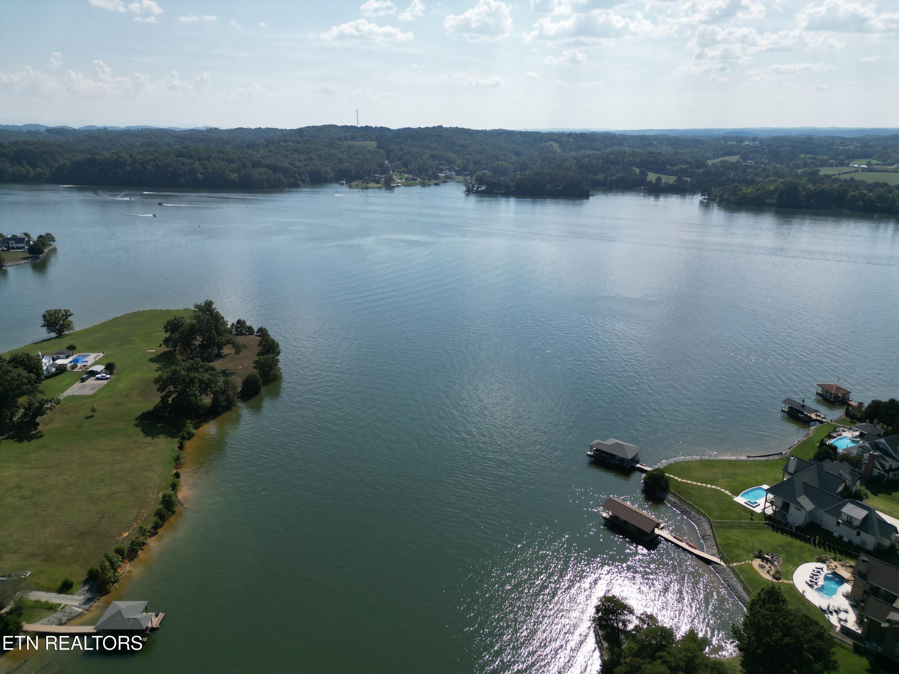 275 Conkinnon Drive, Lenoir City, TN - Fort Loudoun and Tellico Lake Real Estate - Image# 12