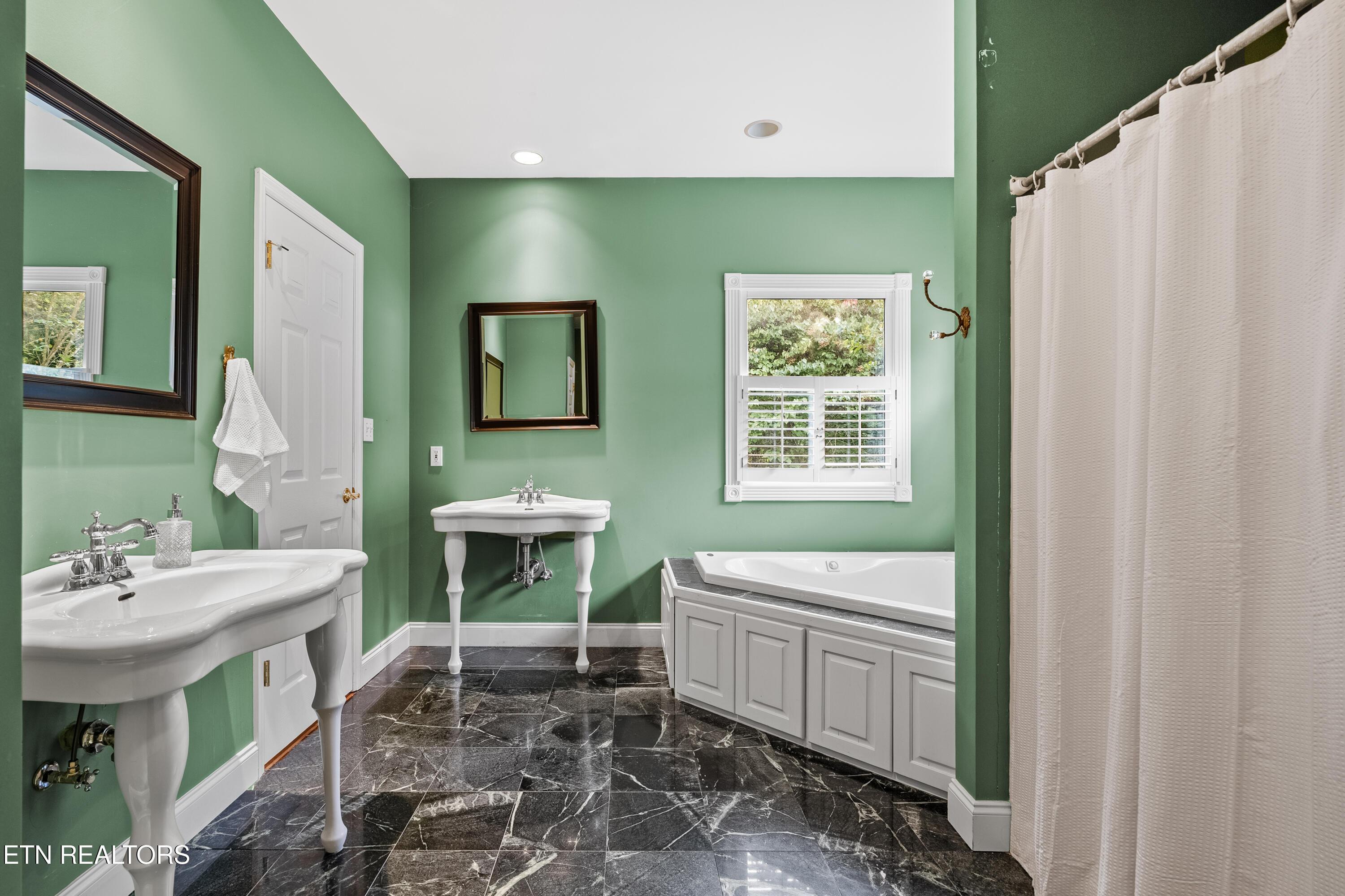 1143 Jenkins Lane, Knoxville, TN - Fort Loudoun and Tellico Lake Real Estate - Image# 34