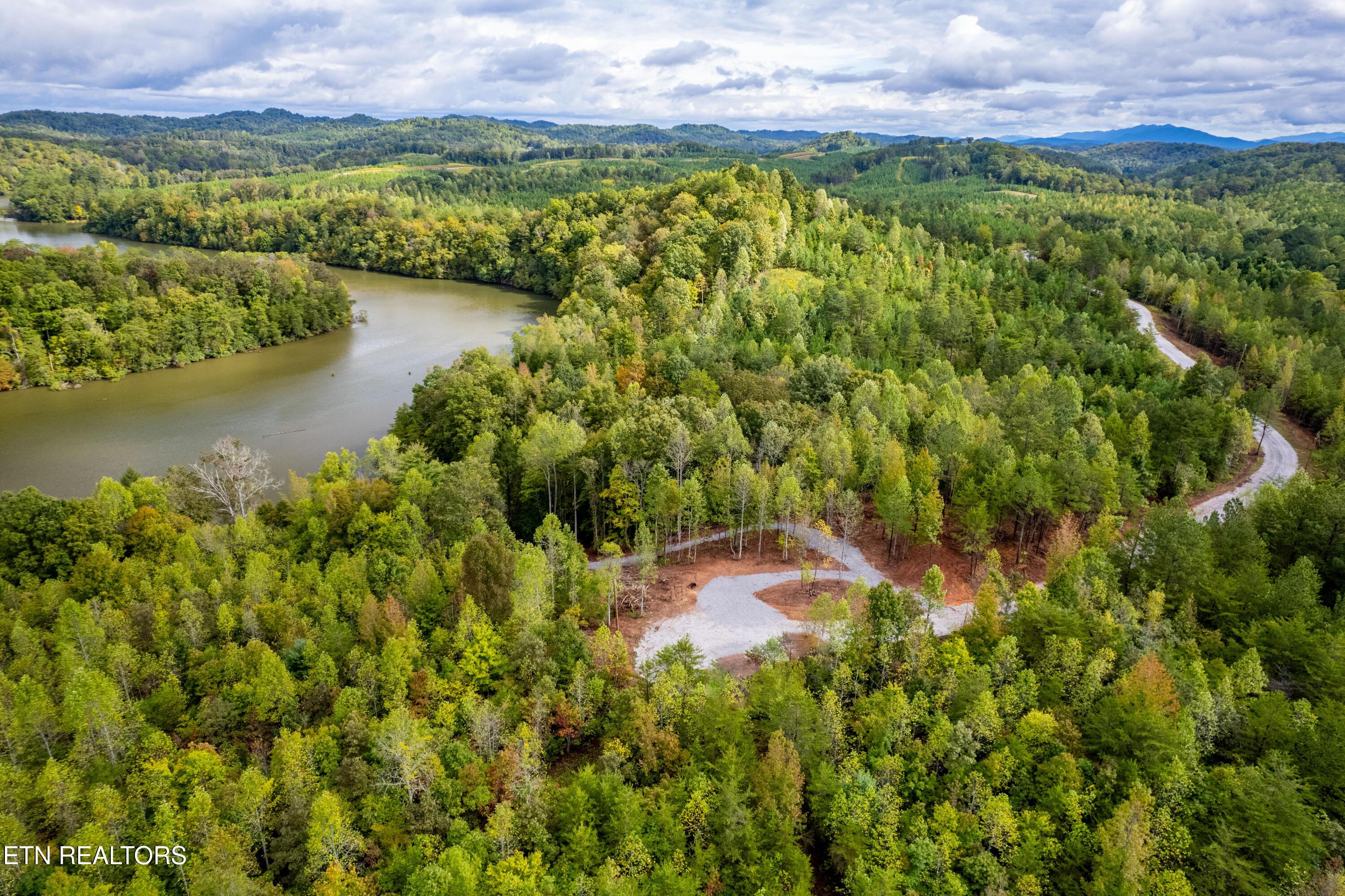 Lot 104 Pineview Lane, Vonore, TN - Fort Loudoun and Tellico Lake Real Estate - Image# 4