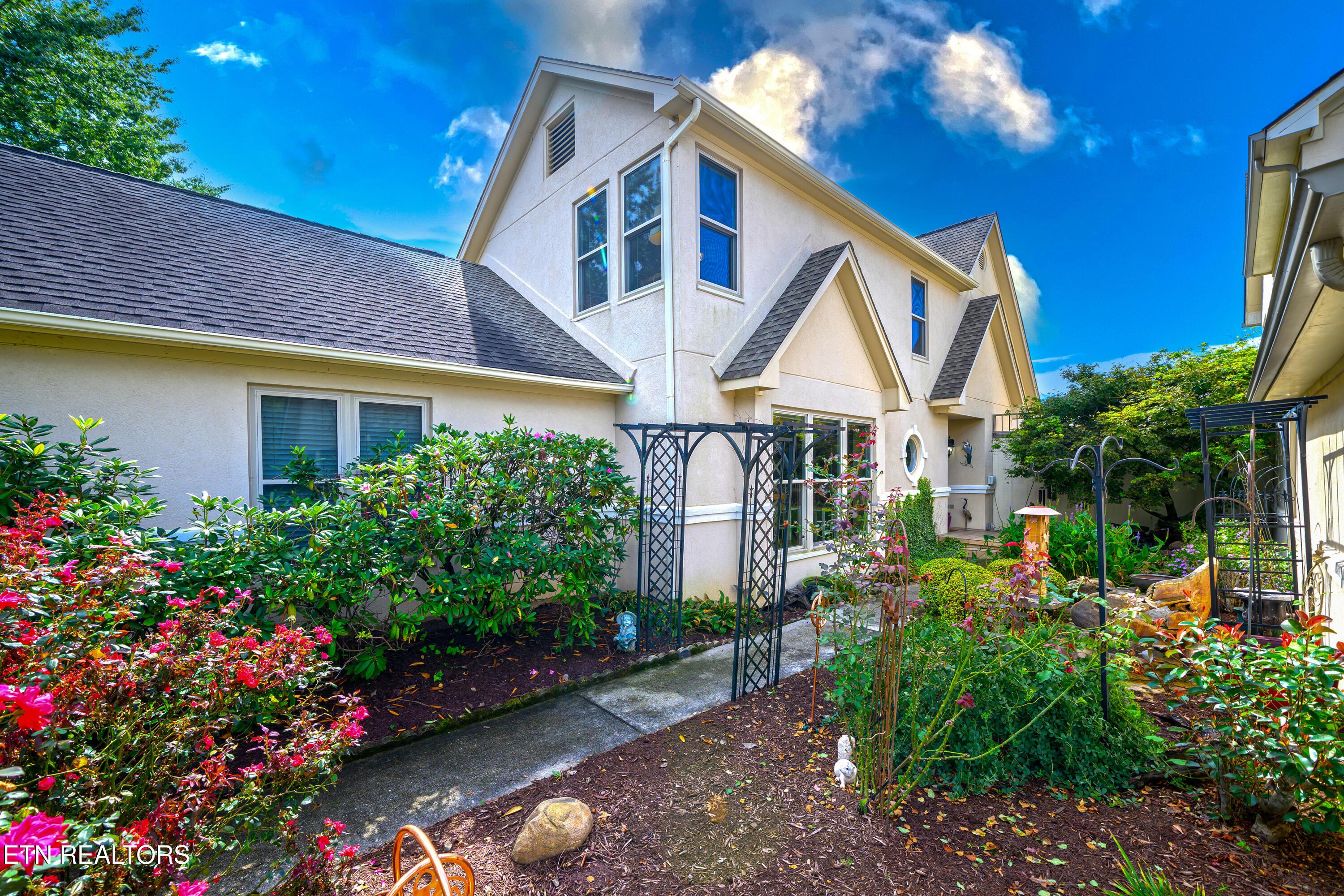 3413 Commodore Point, Knoxville, TN - Fort Loudoun and Tellico Lake Real Estate - Image# 2