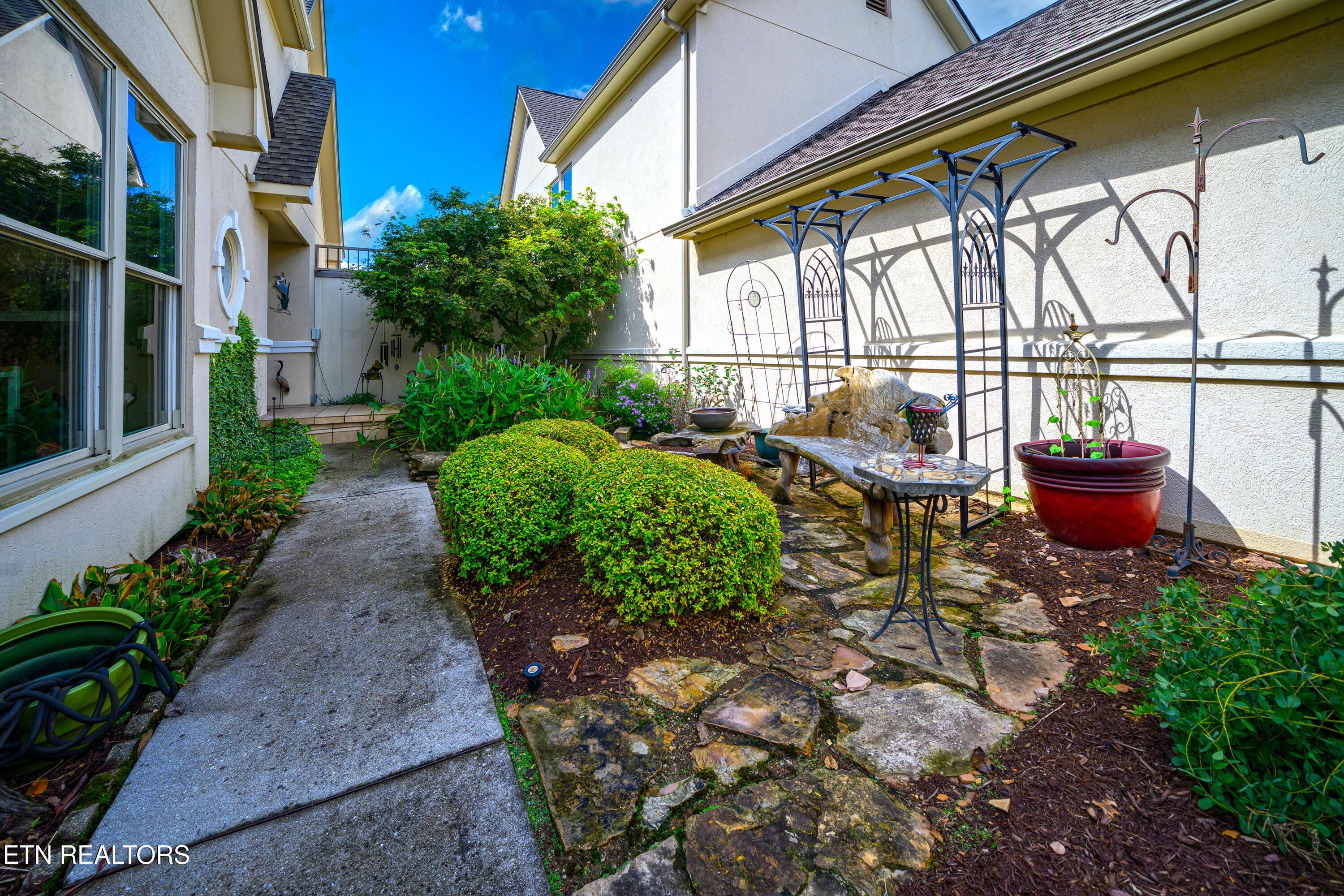 3413 Commodore Point, Knoxville, TN - Fort Loudoun and Tellico Lake Real Estate - Image# 3