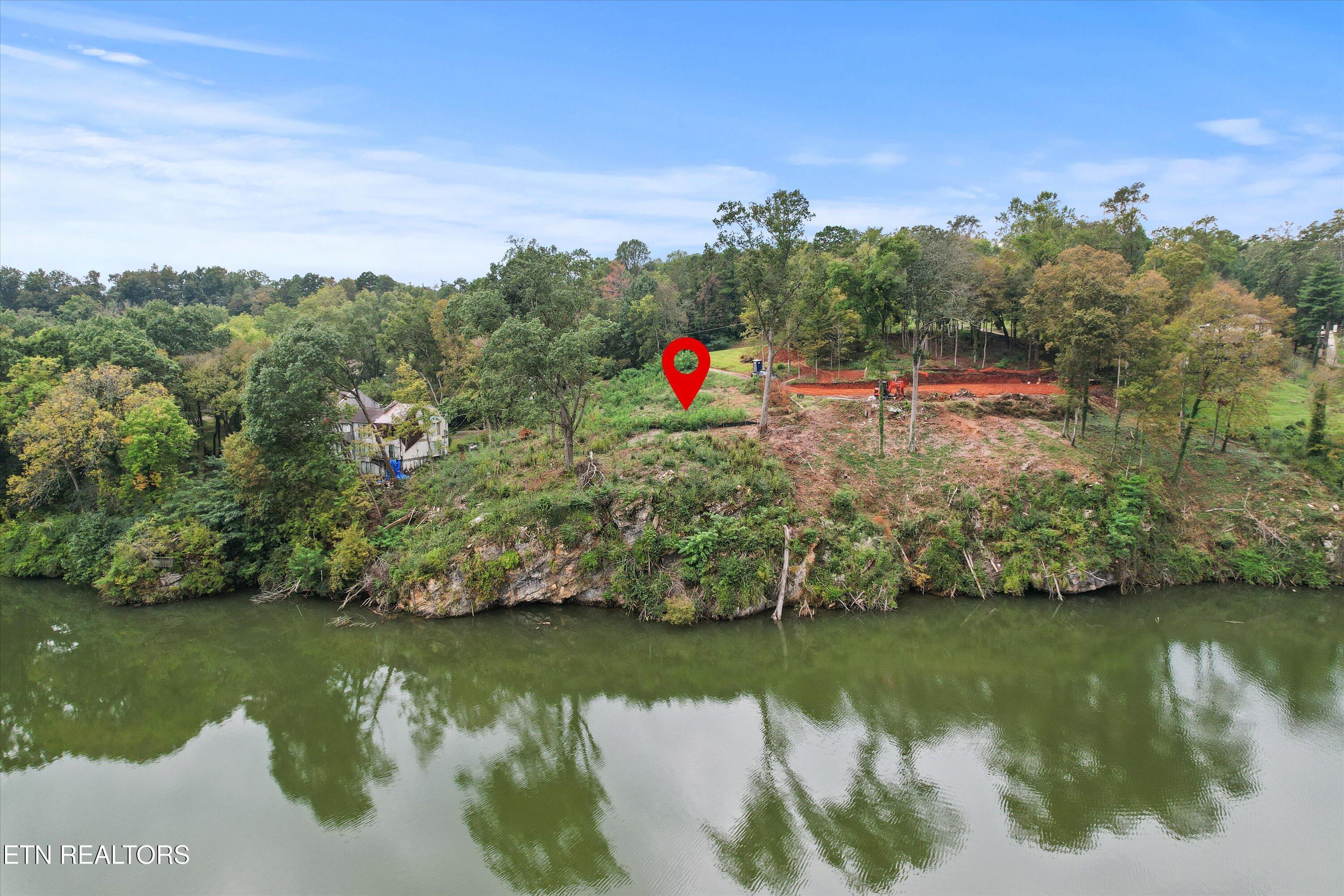 2101 Woodmere Lane, Knoxville, TN - Fort Loudoun and Tellico Lake Real Estate - Image# 3
