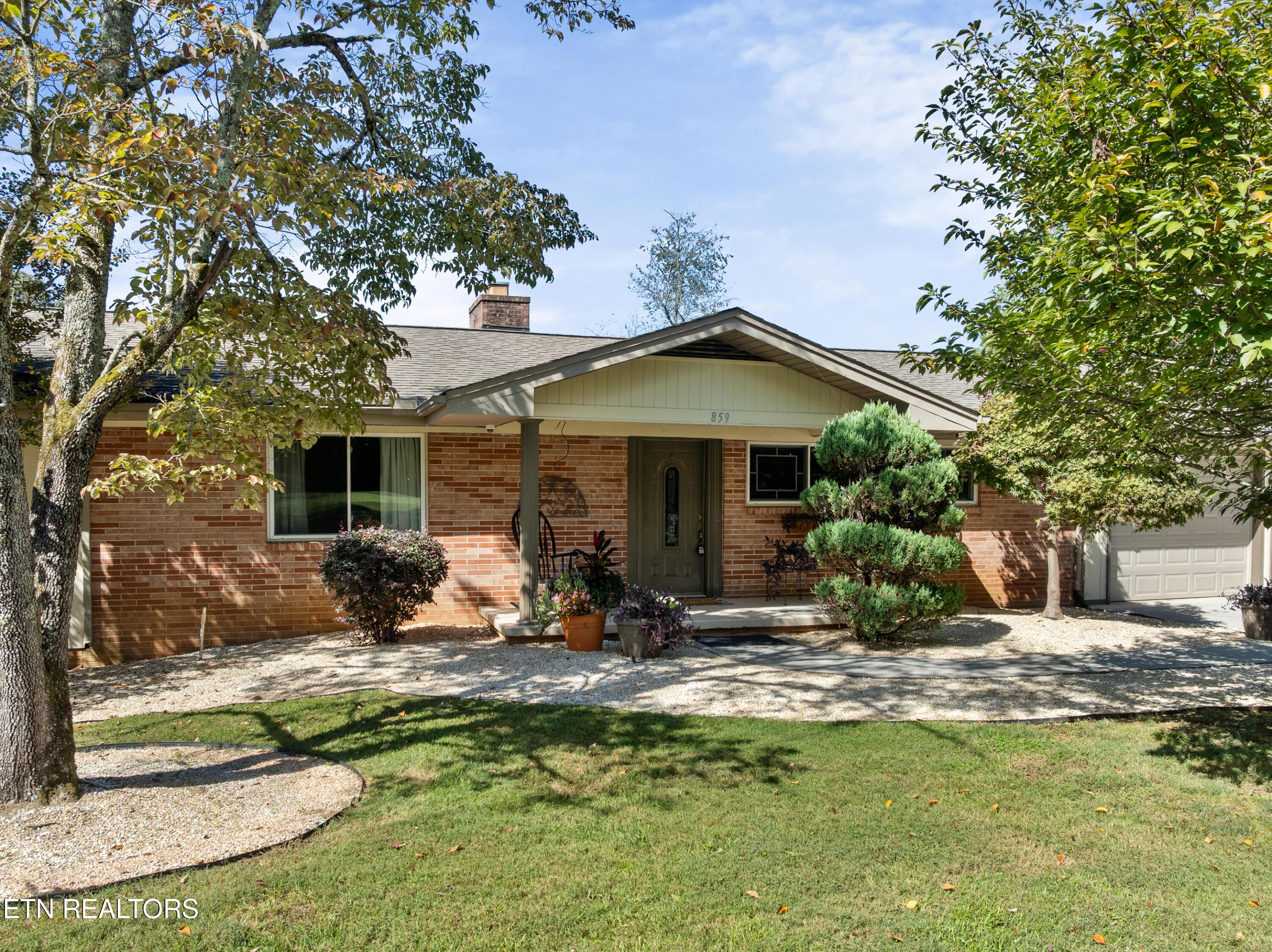 859 Collie Cove Court, Friendsville, TN - Fort Loudoun and Tellico Lake Real Estate - Image# 3