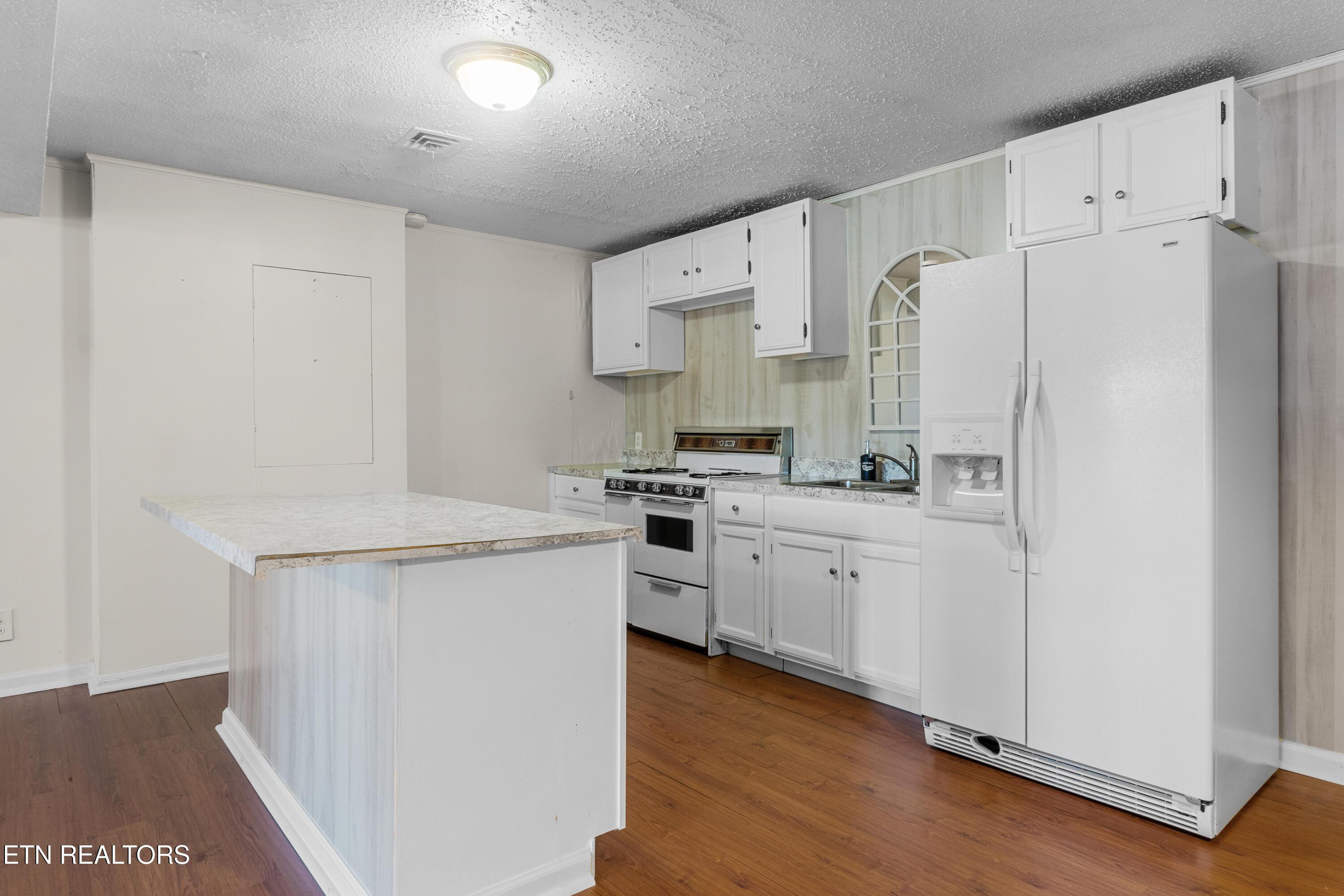 859 Collie Cove Court, Friendsville, TN - Fort Loudoun and Tellico Lake Real Estate - Image# 35