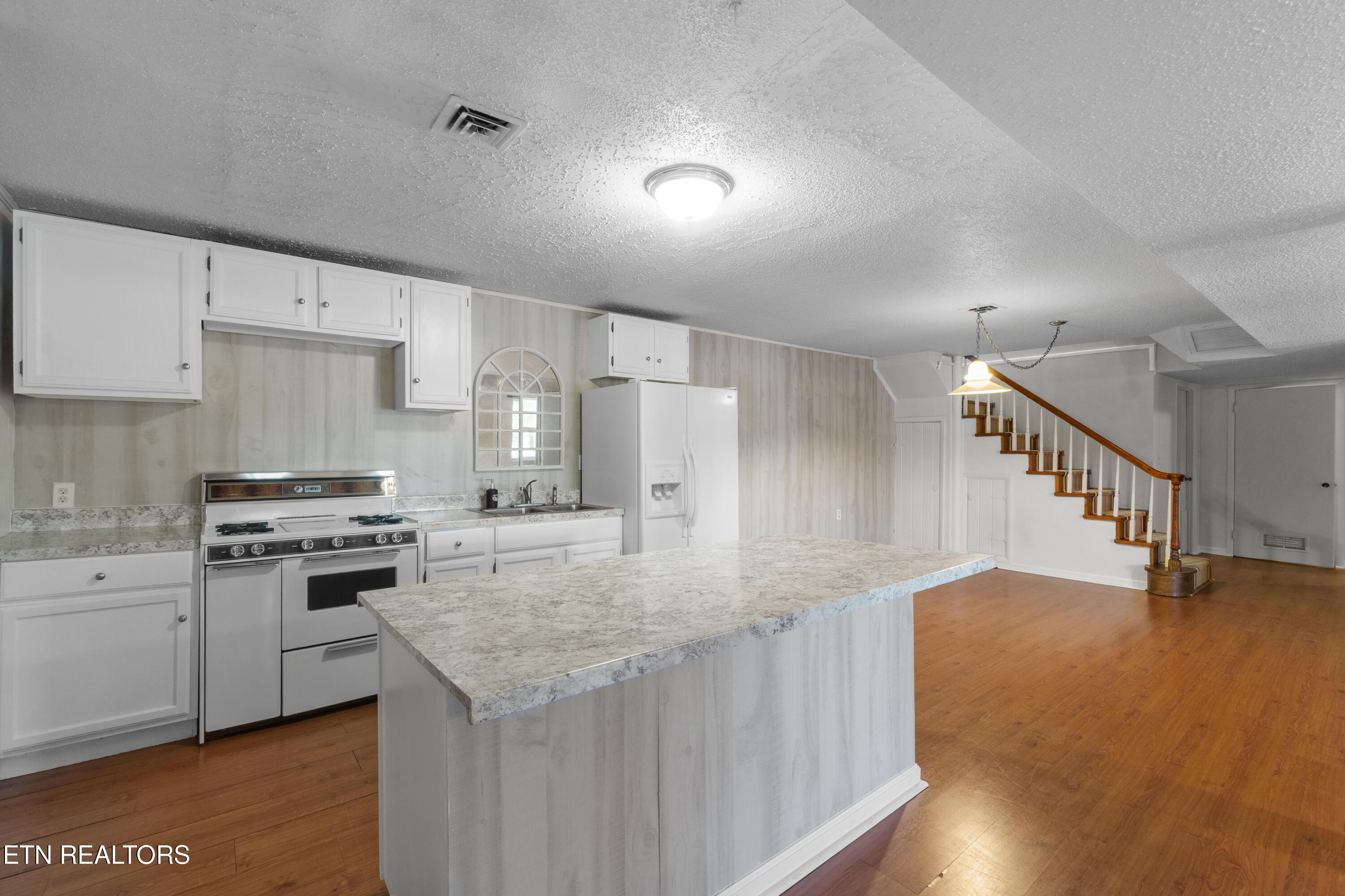 859 Collie Cove Court, Friendsville, TN - Fort Loudoun and Tellico Lake Real Estate - Image# 34