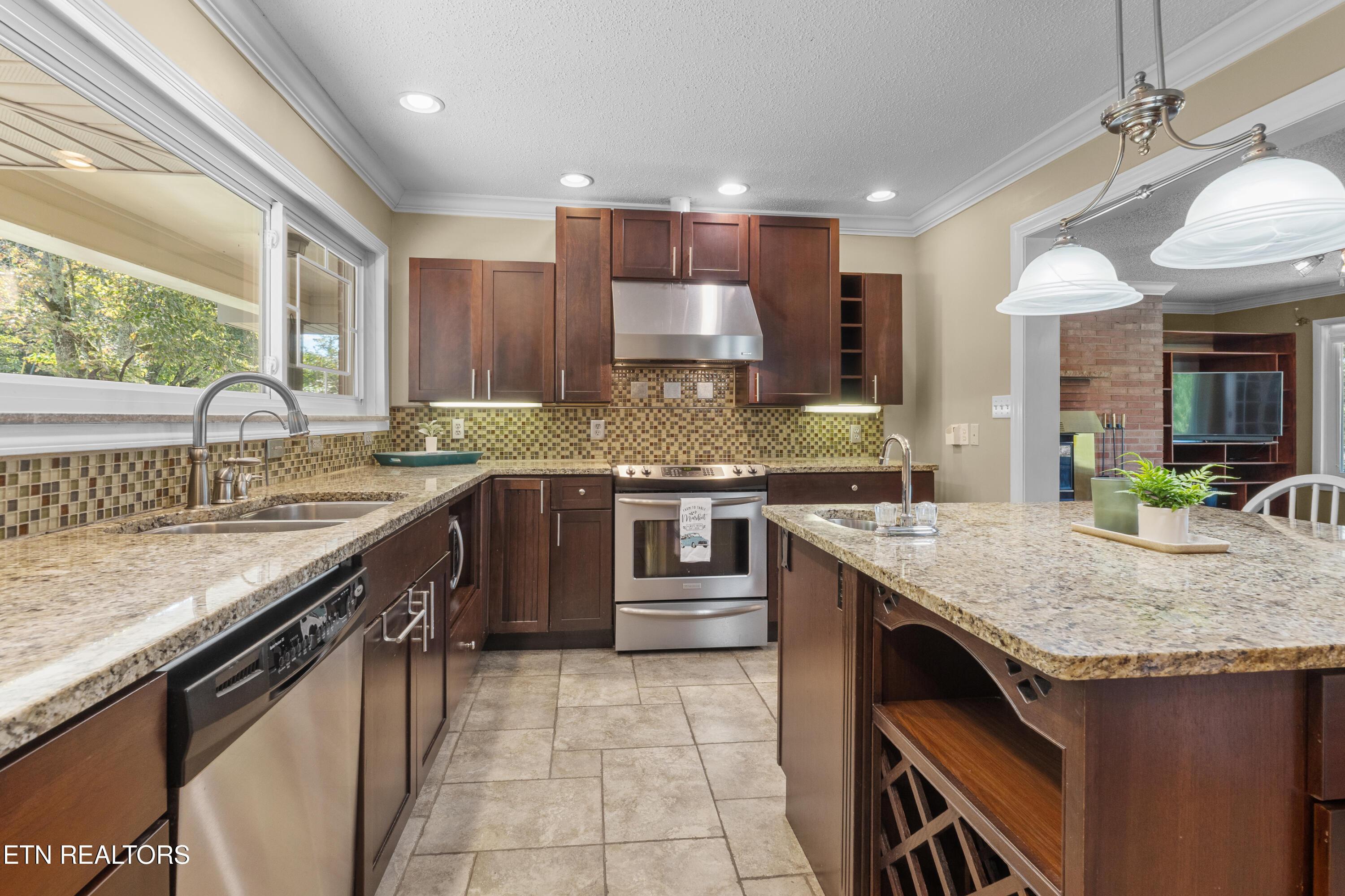 859 Collie Cove Court, Friendsville, TN - Fort Loudoun and Tellico Lake Real Estate - Image# 22