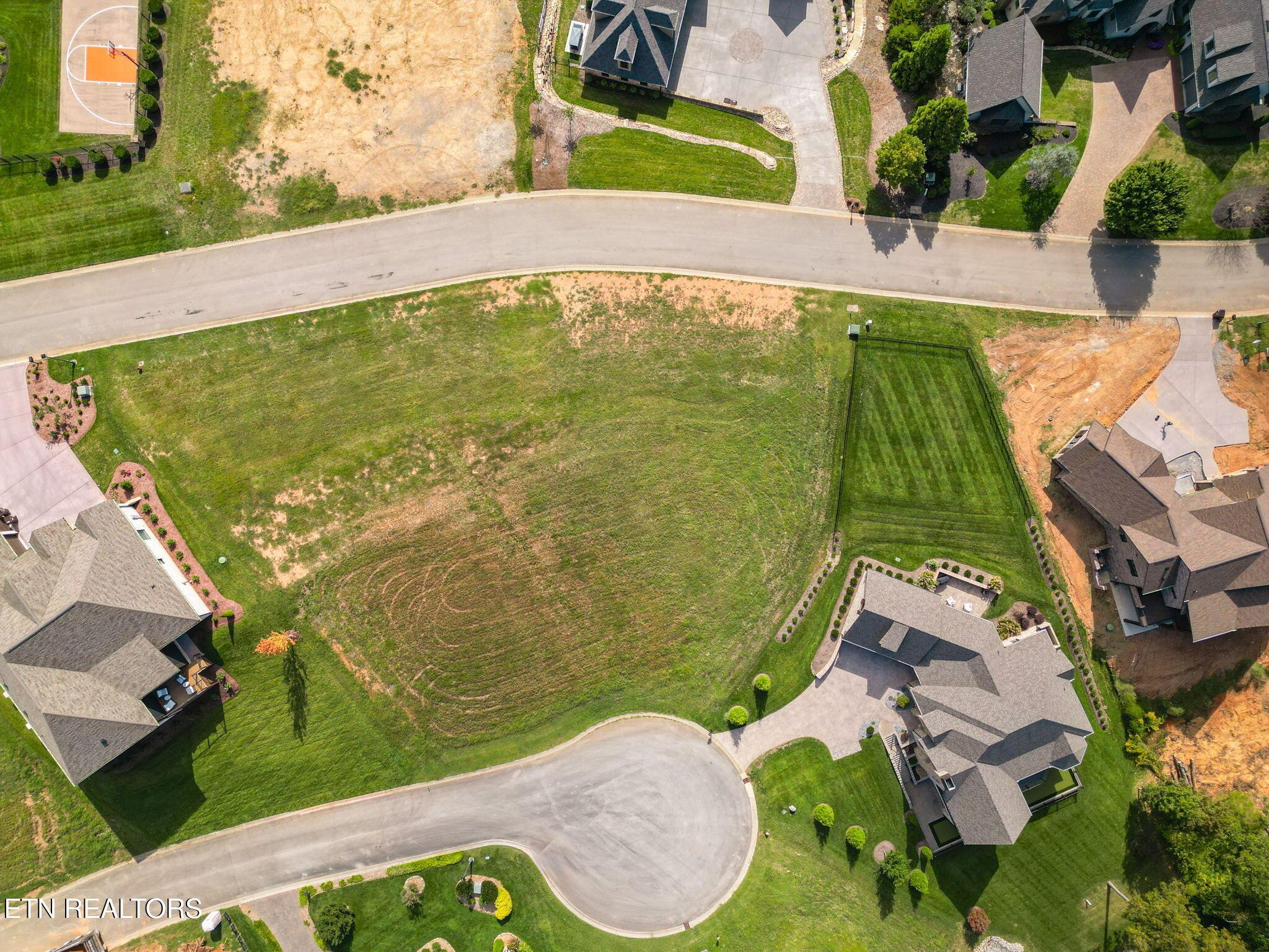 625 Cypress Pointe Drive, Lenoir City, TN - Fort Loudoun and Tellico Lake Real Estate - Image# 6