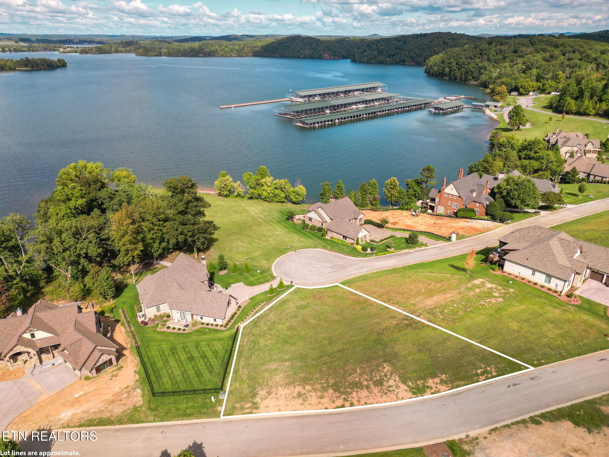 625 Cypress Pointe Drive, Lenoir City, TN - Fort Loudoun and Tellico Lake Real Estate - Image# 9