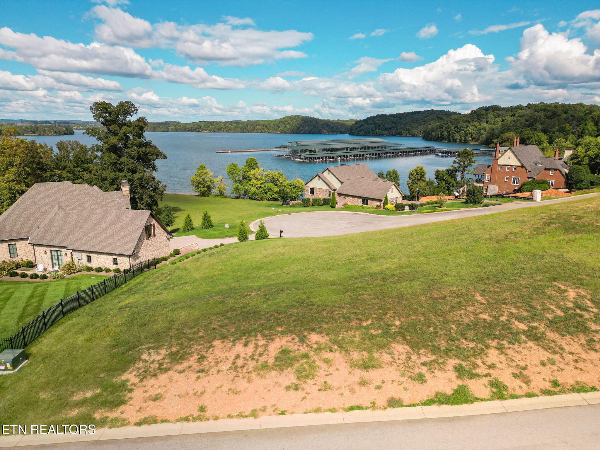 625 Cypress Pointe Drive, Lenoir City, TN - Fort Loudoun and Tellico Lake Real Estate - Image# 11