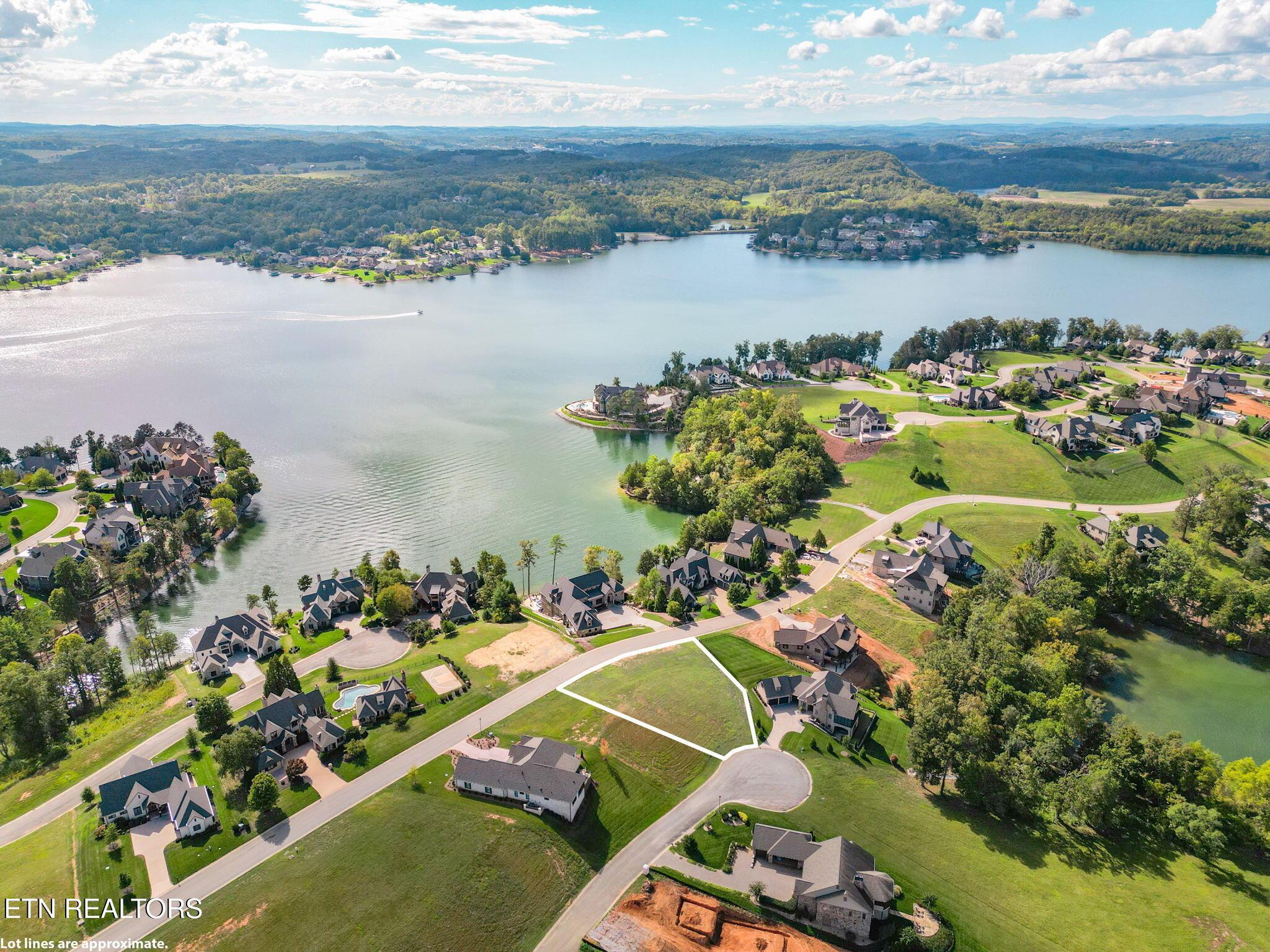 625 Cypress Pointe Drive, Lenoir City, TN - Fort Loudoun and Tellico Lake Real Estate - Image# 17