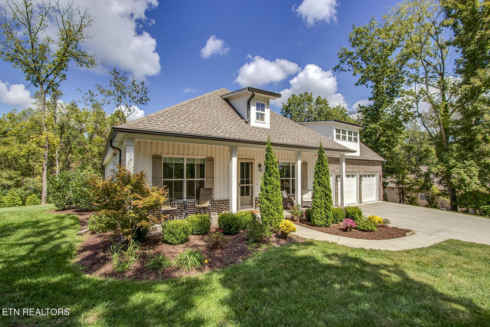 202 Choowa Trace, Loudon, TN - Fort Loudoun and Tellico Lake Real Estate - Image# 4