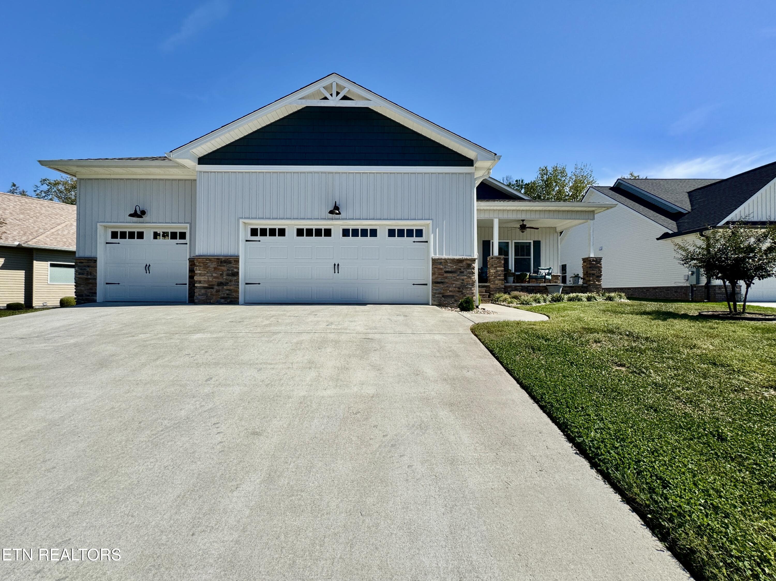 170 Elokwa Way, Loudon, TN - Fort Loudoun and Tellico Lake Real Estate - Image# 4