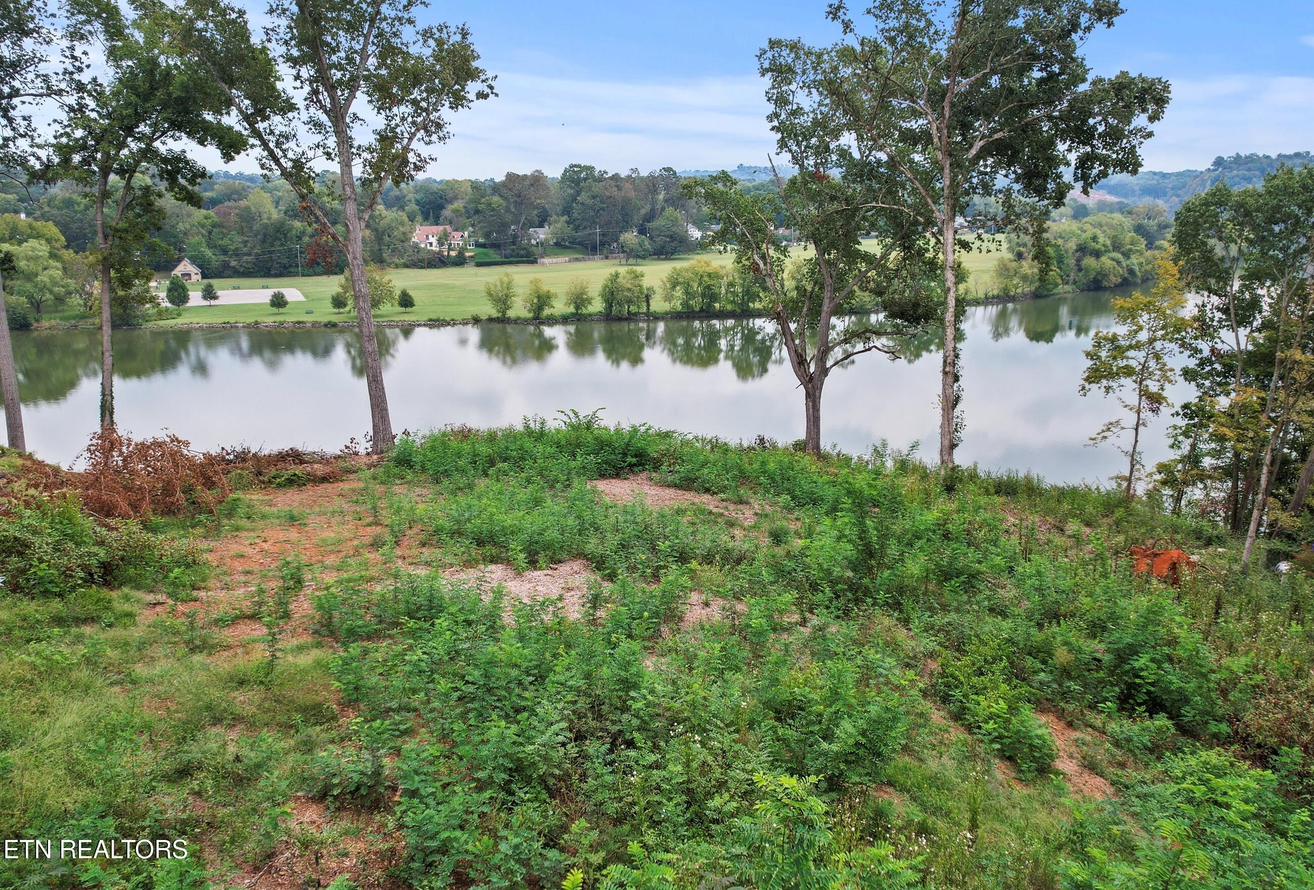 Fort Loudoun and Tellico Lake Real Estate - Image# 2