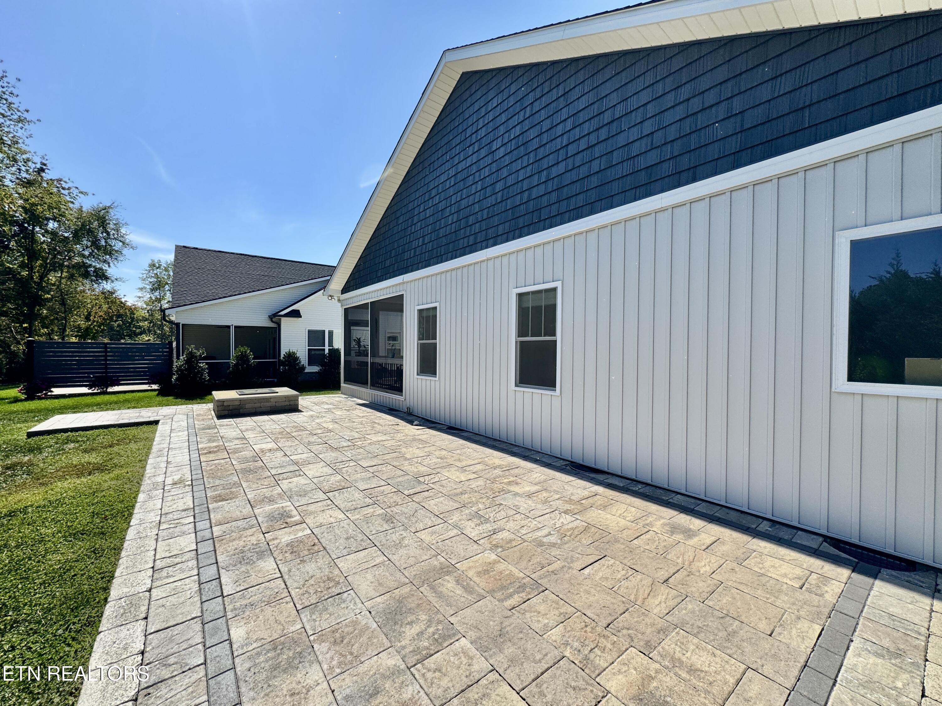 170 Elokwa Way, Loudon, TN - Fort Loudoun and Tellico Lake Real Estate - Image# 16