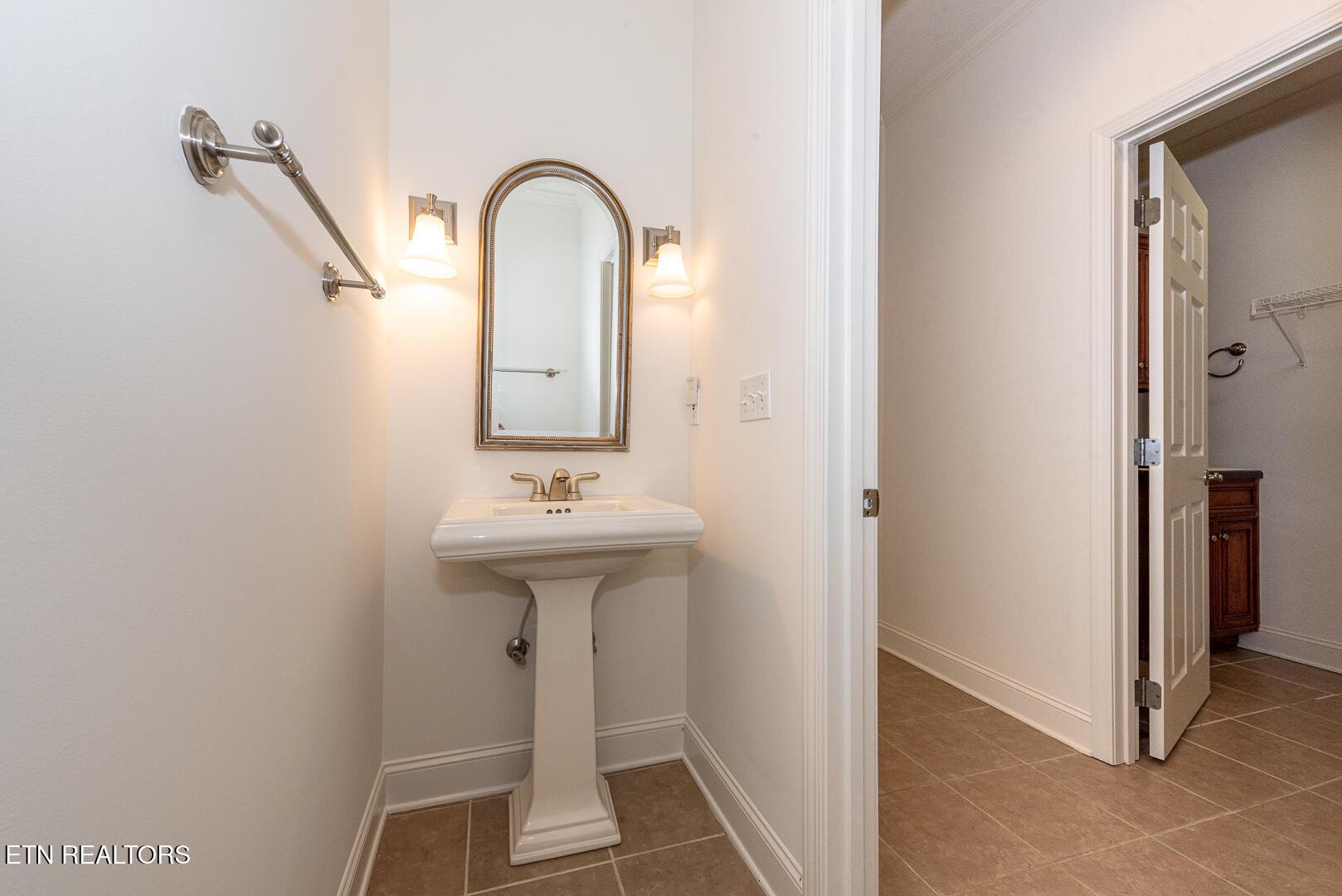 210 Oologila Place, Loudon, TN - Fort Loudoun and Tellico Lake Real Estate - Image# 16