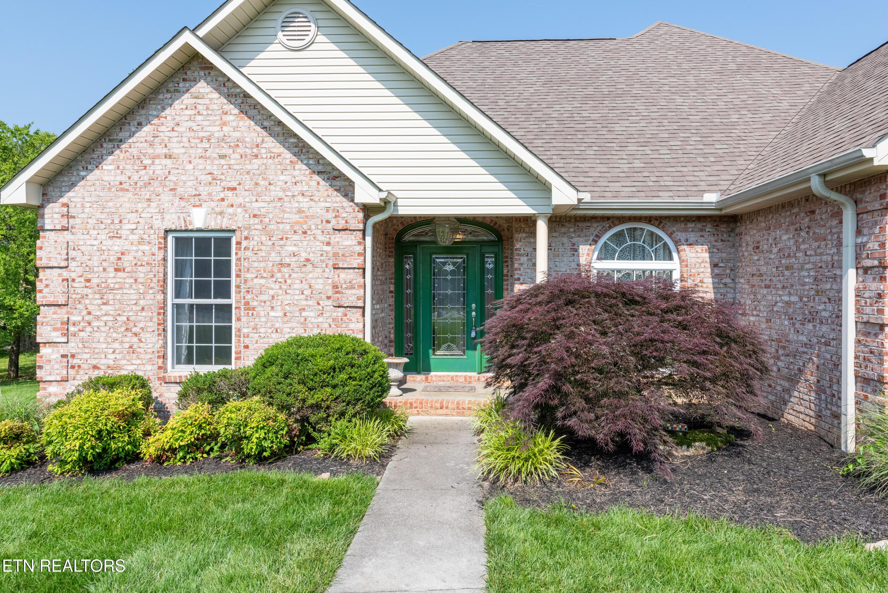 210 Oologila Place, Loudon, TN - Fort Loudoun and Tellico Lake Real Estate - Image# 2