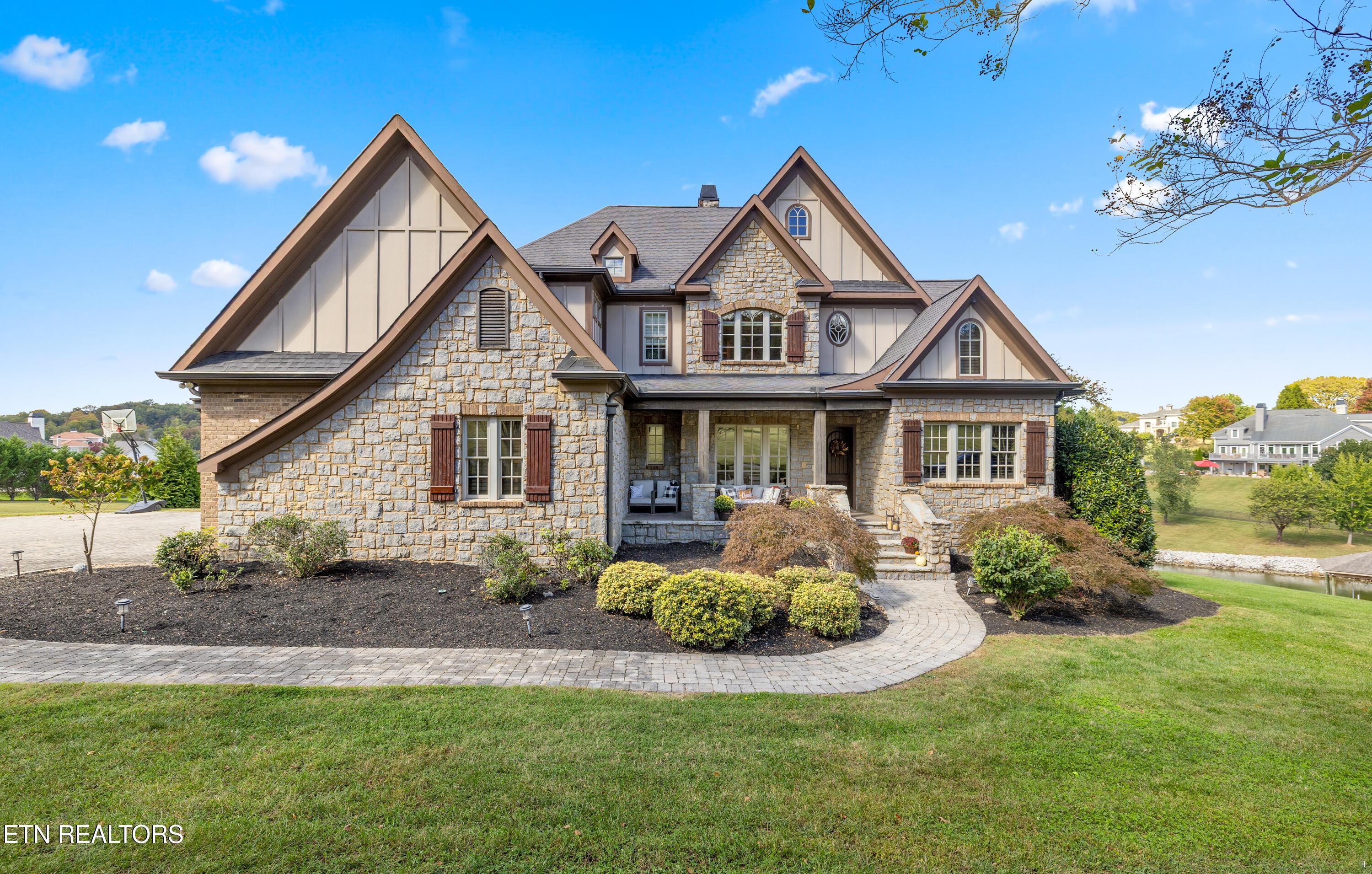 3642 Jackson Pointe Drive, Louisville, TN