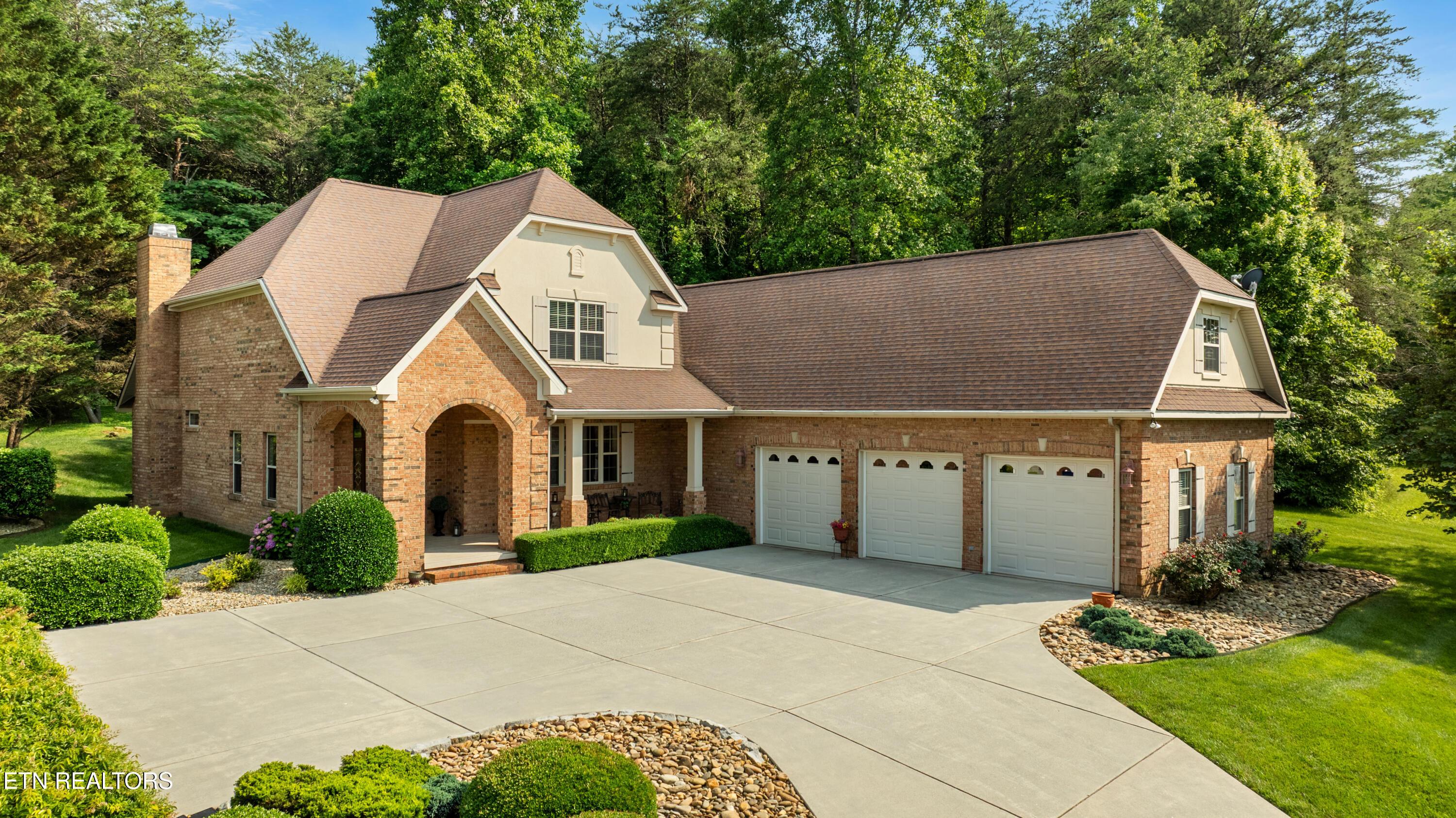 725 Wood Duck Drive, Vonore, TN - Fort Loudoun and Tellico Lake Real Estate - Image# 2