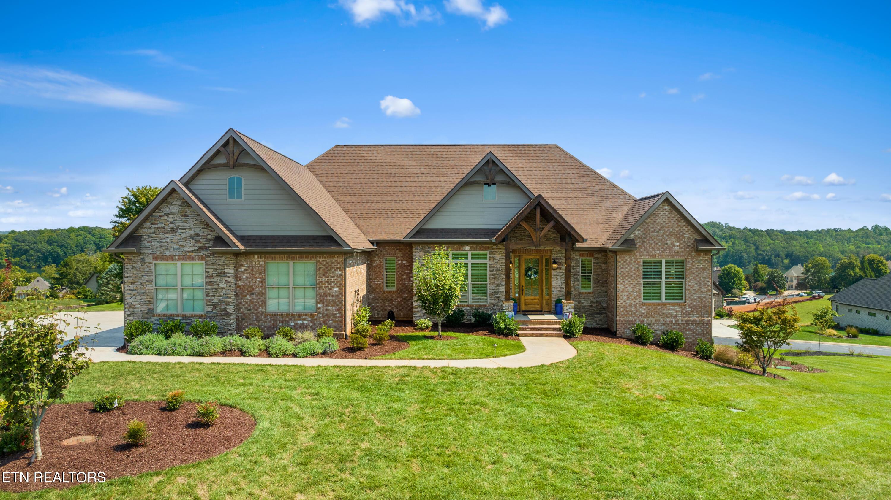 320 Watercrest Drive, Vonore, TN - Fort Loudoun and Tellico Lake Real Estate - Image# 2