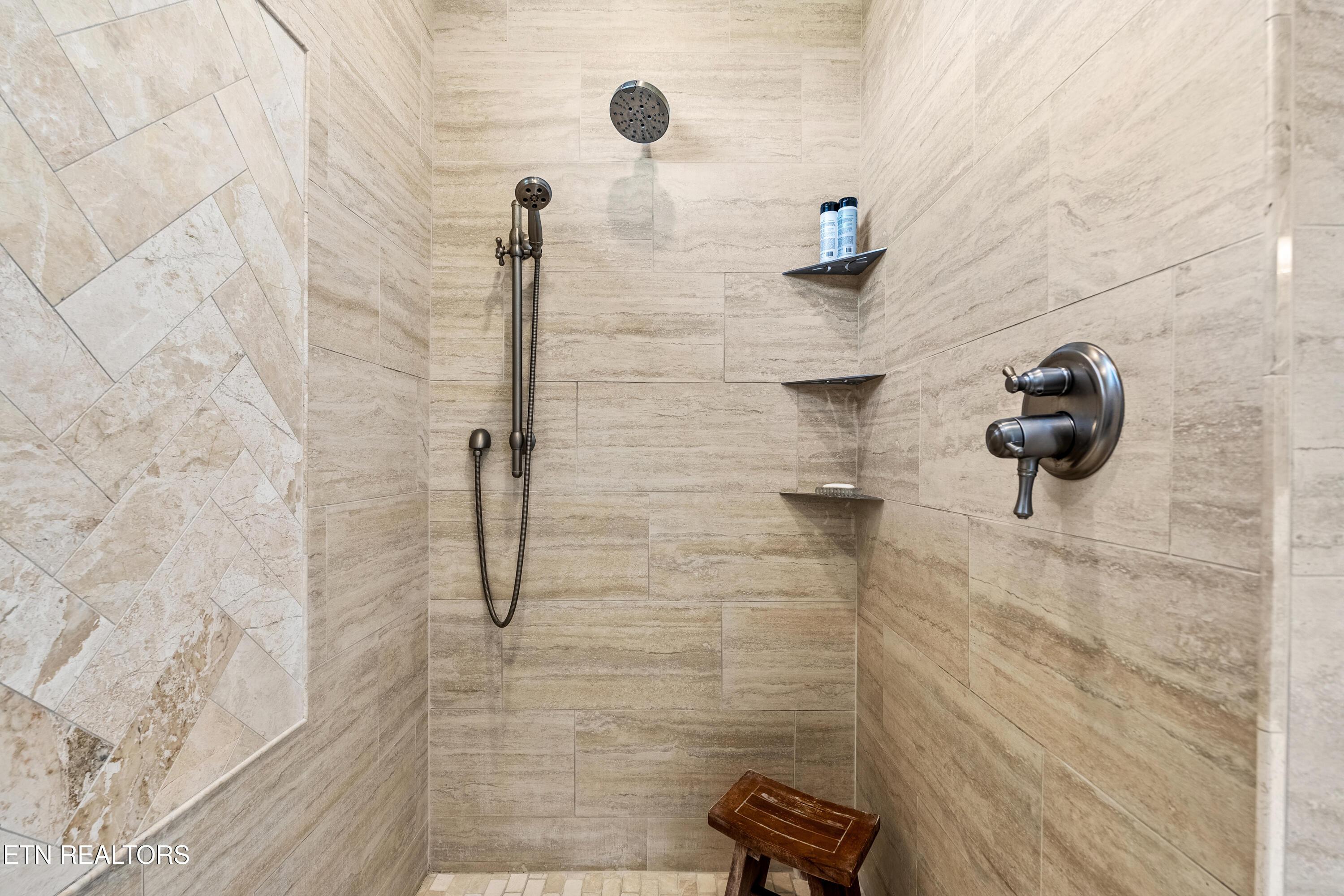 320 Watercrest Drive, Vonore, TN - Fort Loudoun and Tellico Lake Real Estate - Image# 23