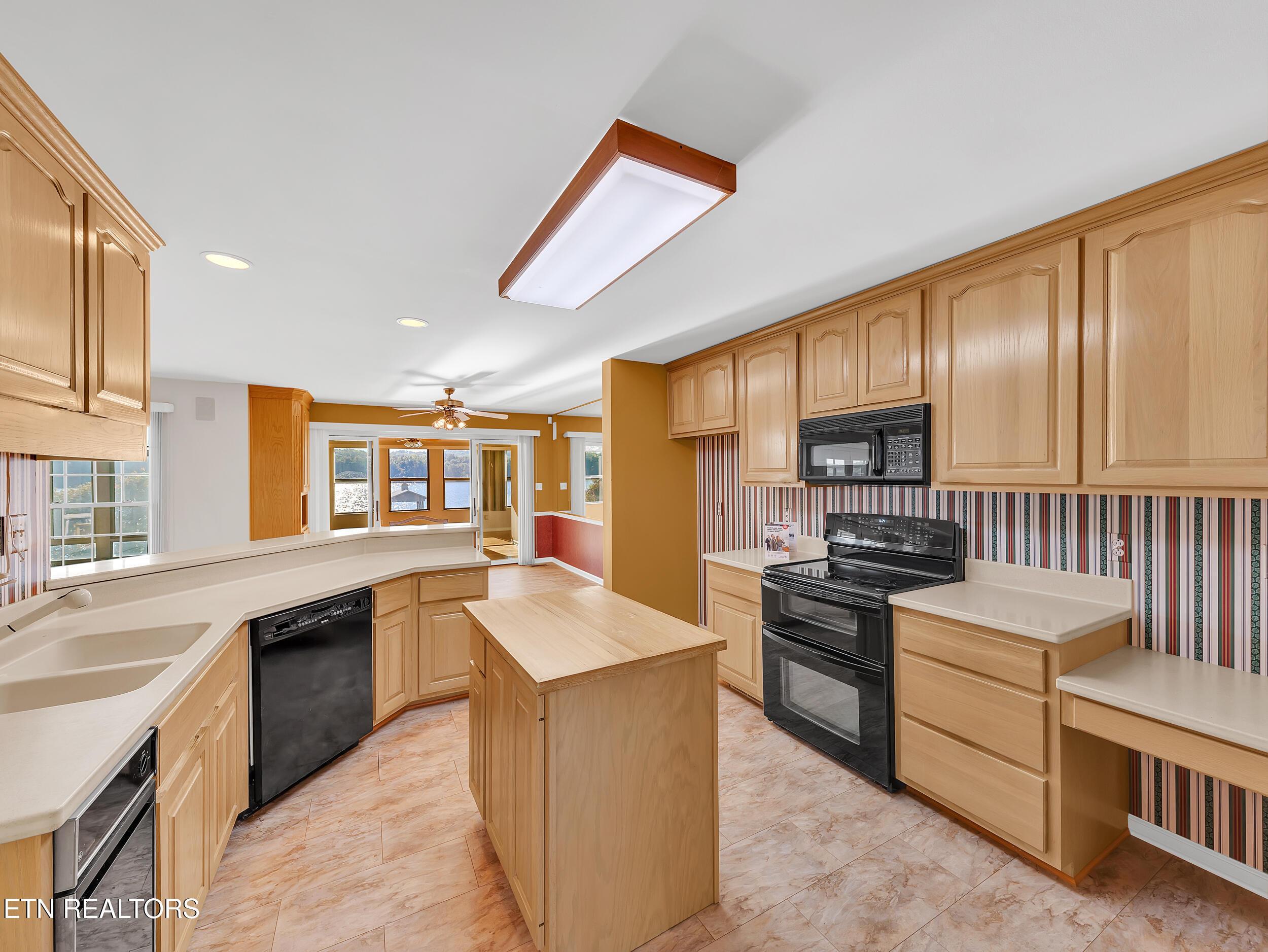 143 Saligugi Way, Loudon, TN - Fort Loudoun and Tellico Lake Real Estate - Image# 17