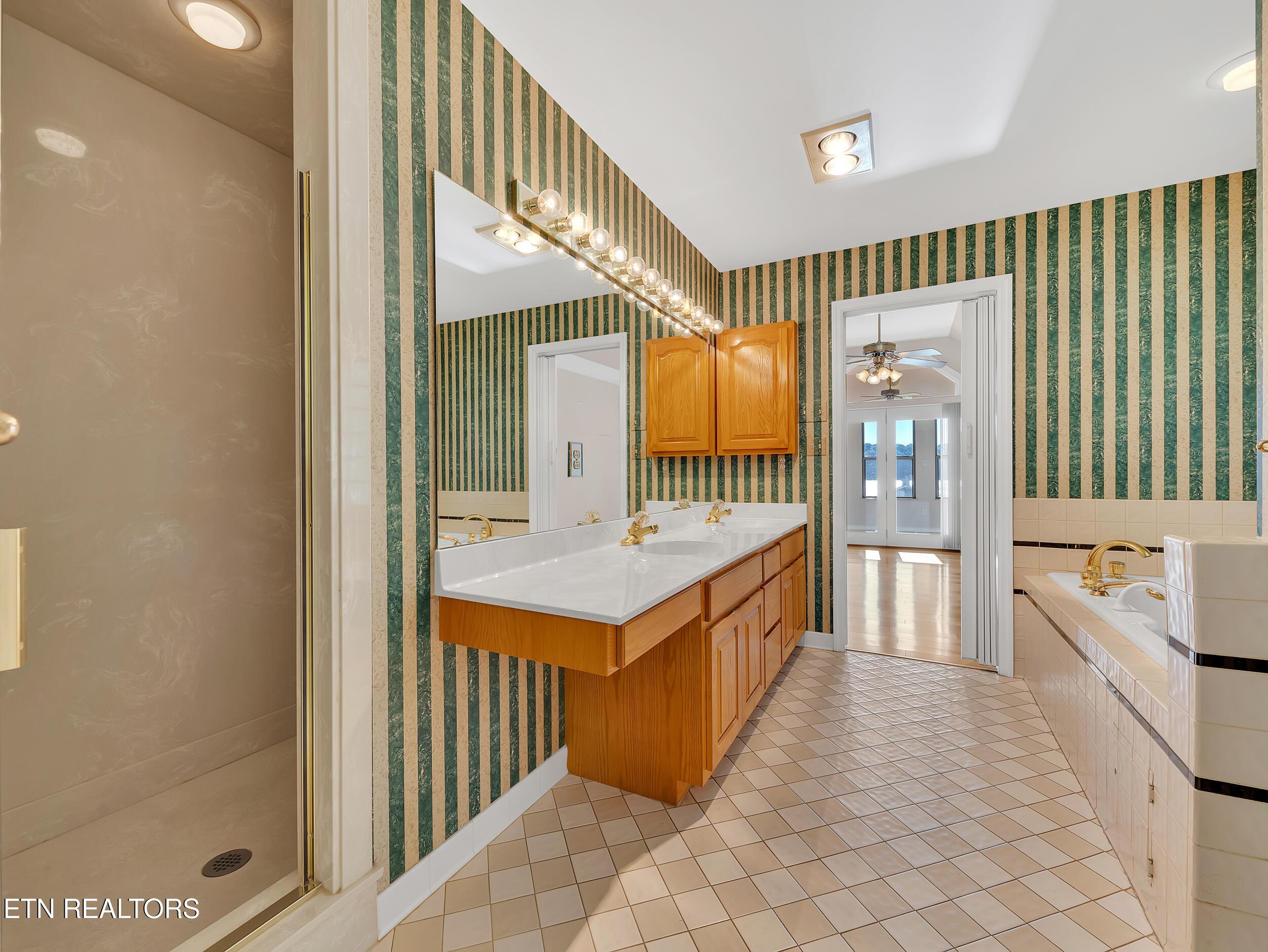 143 Saligugi Way, Loudon, TN - Fort Loudoun and Tellico Lake Real Estate - Image# 31