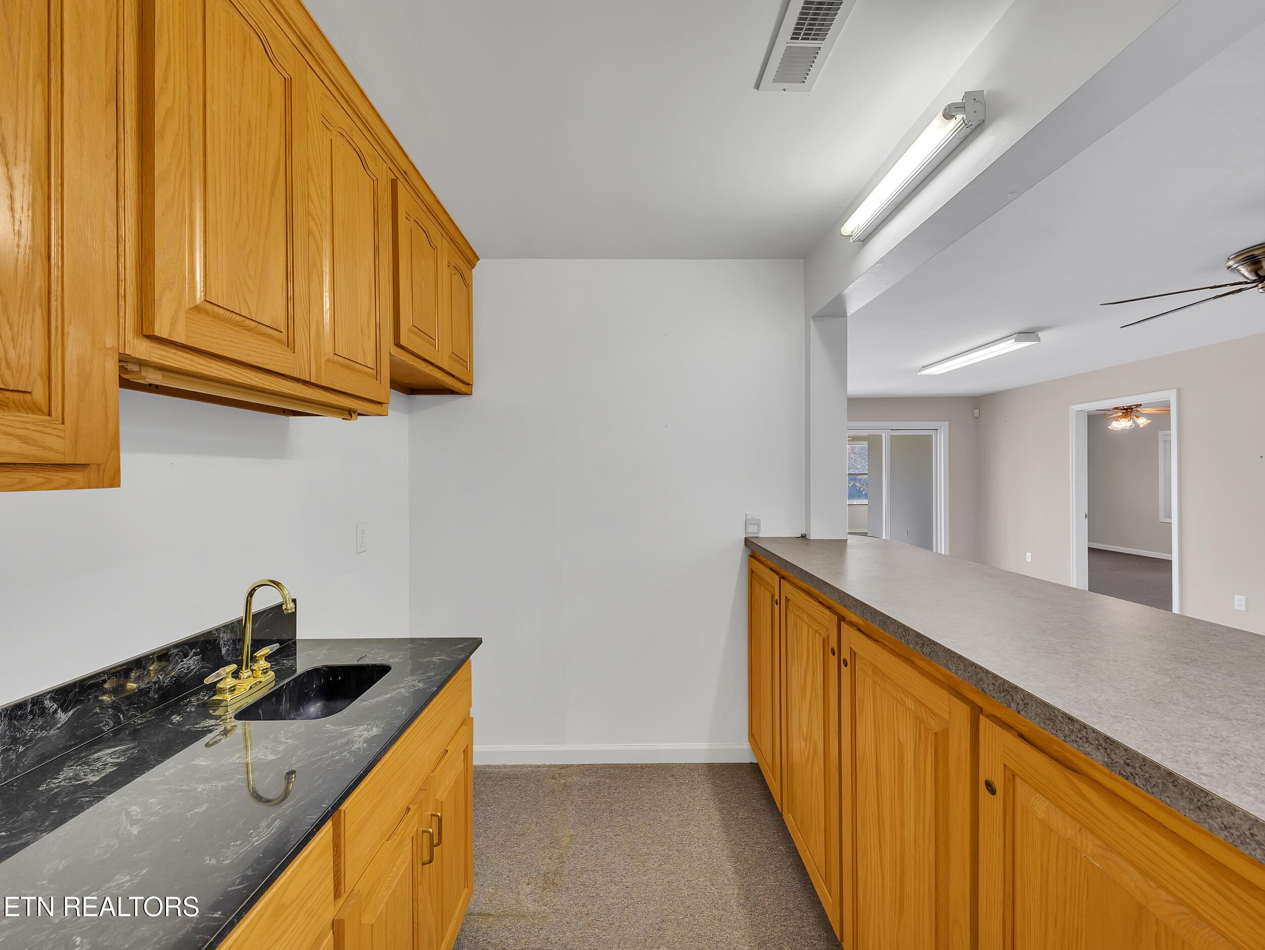 143 Saligugi Way, Loudon, TN - Fort Loudoun and Tellico Lake Real Estate - Image# 38