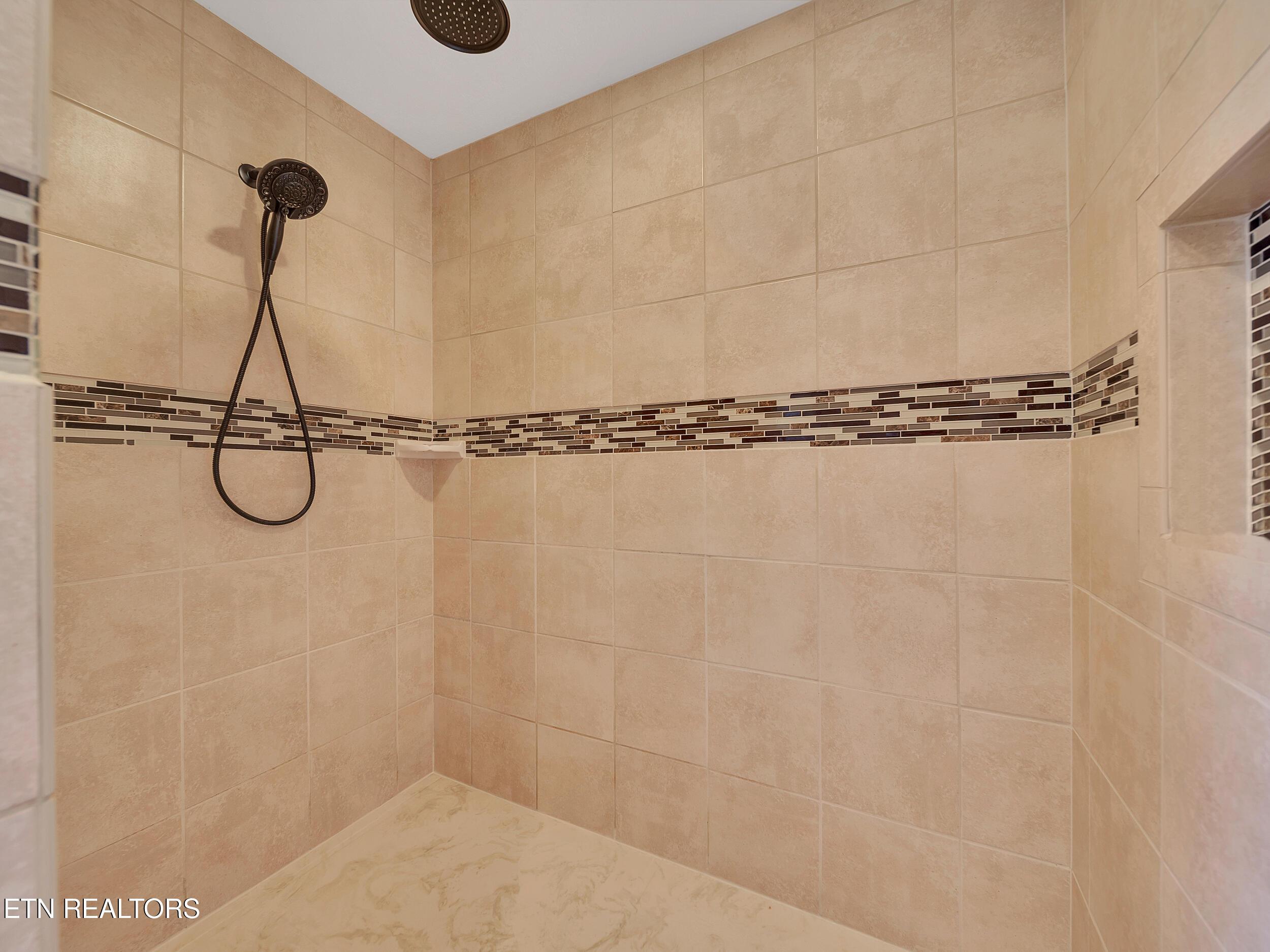 3408 Bekalea Drive, Louisville, TN - Fort Loudoun and Tellico Lake Real Estate - Image# 35