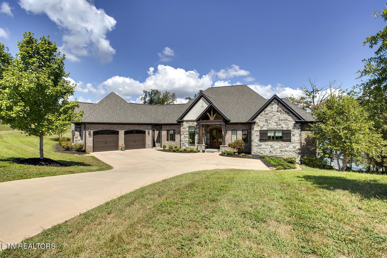 17012 Lighthouse Pointe Drive, Lenoir City, TN - Fort Loudoun and Tellico Lake Real Estate - Image# 1