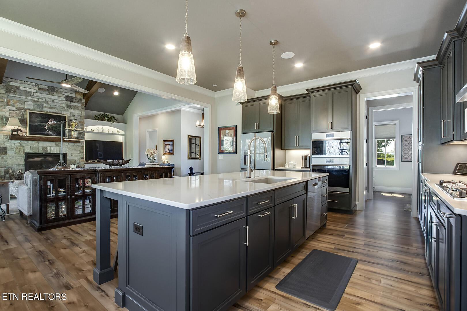 17012 Lighthouse Pointe Drive, Lenoir City, TN - Fort Loudoun and Tellico Lake Real Estate - Image# 17