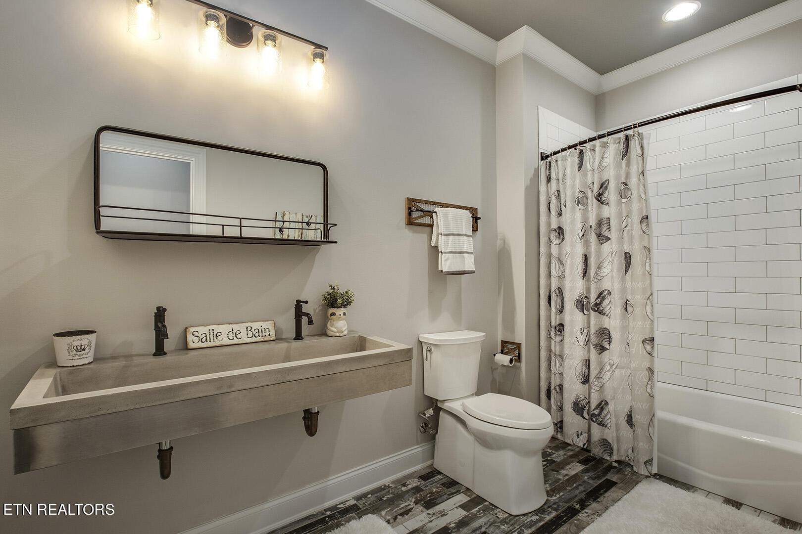 17012 Lighthouse Pointe Drive, Lenoir City, TN - Fort Loudoun and Tellico Lake Real Estate - Image# 35